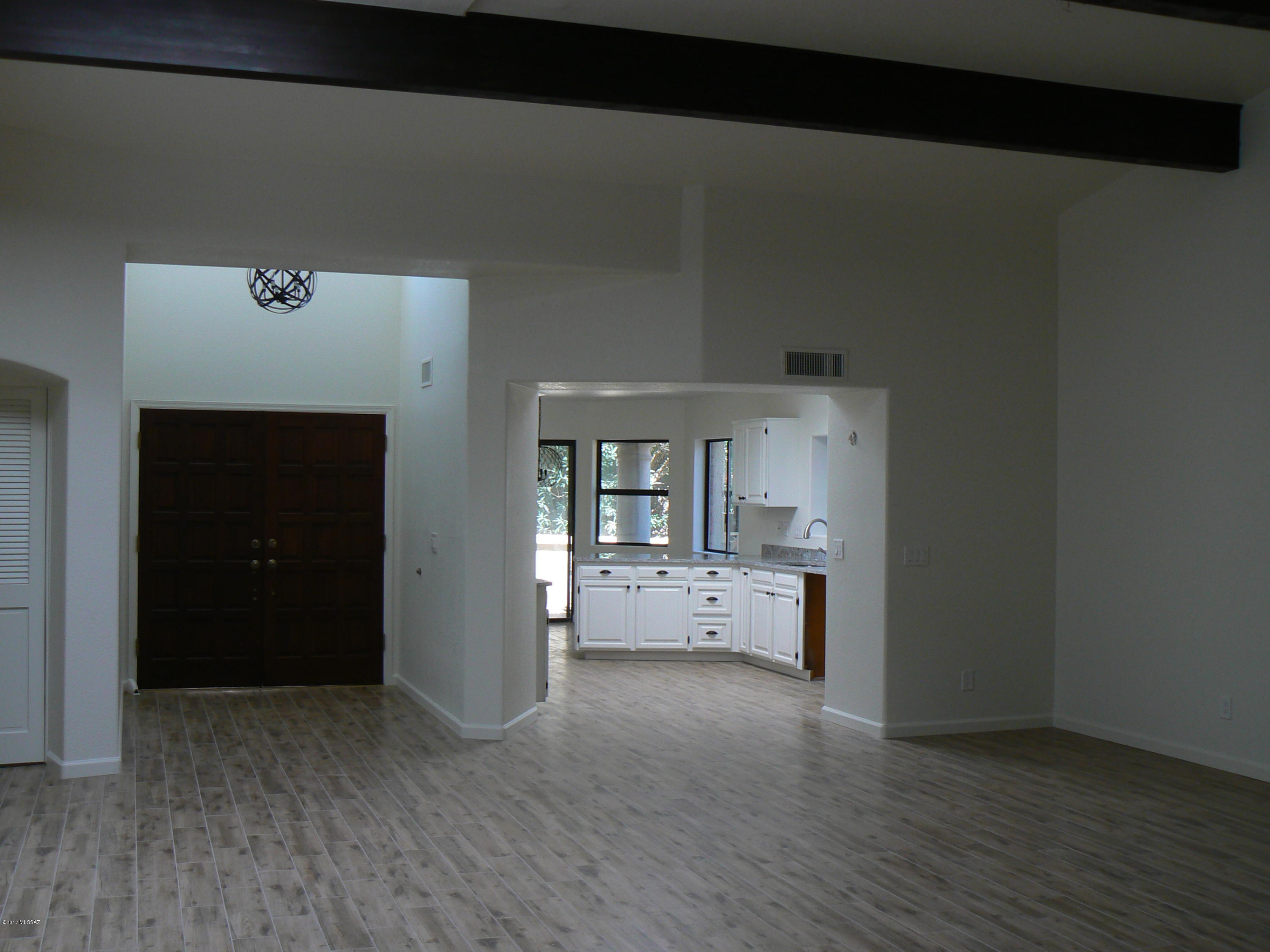 Riverbend - Sabino Canyon Road  (1-97) - Residential