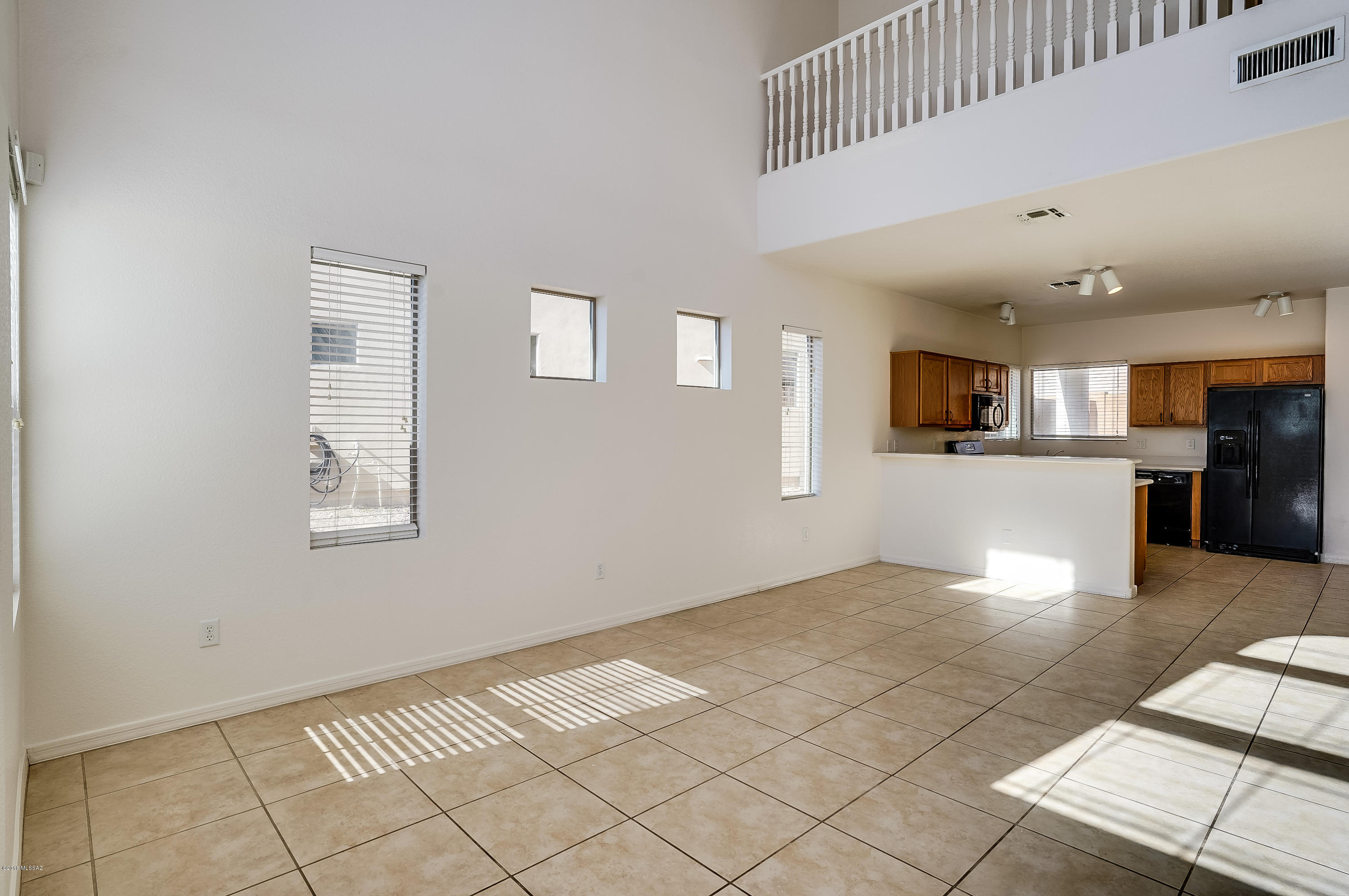Presidio De Cancion (1-200) - Residential