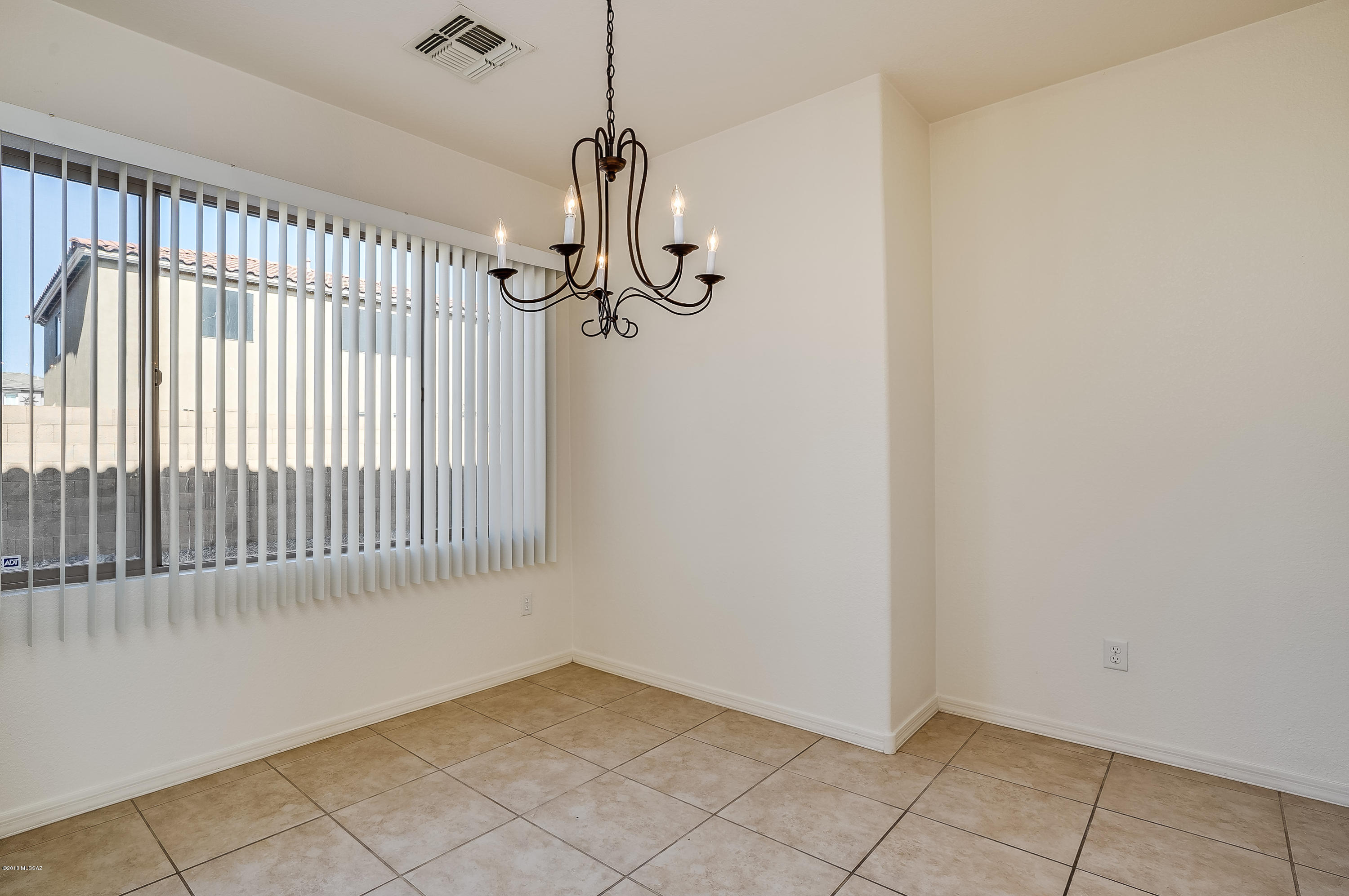 Presidio De Cancion (1-200) - Residential