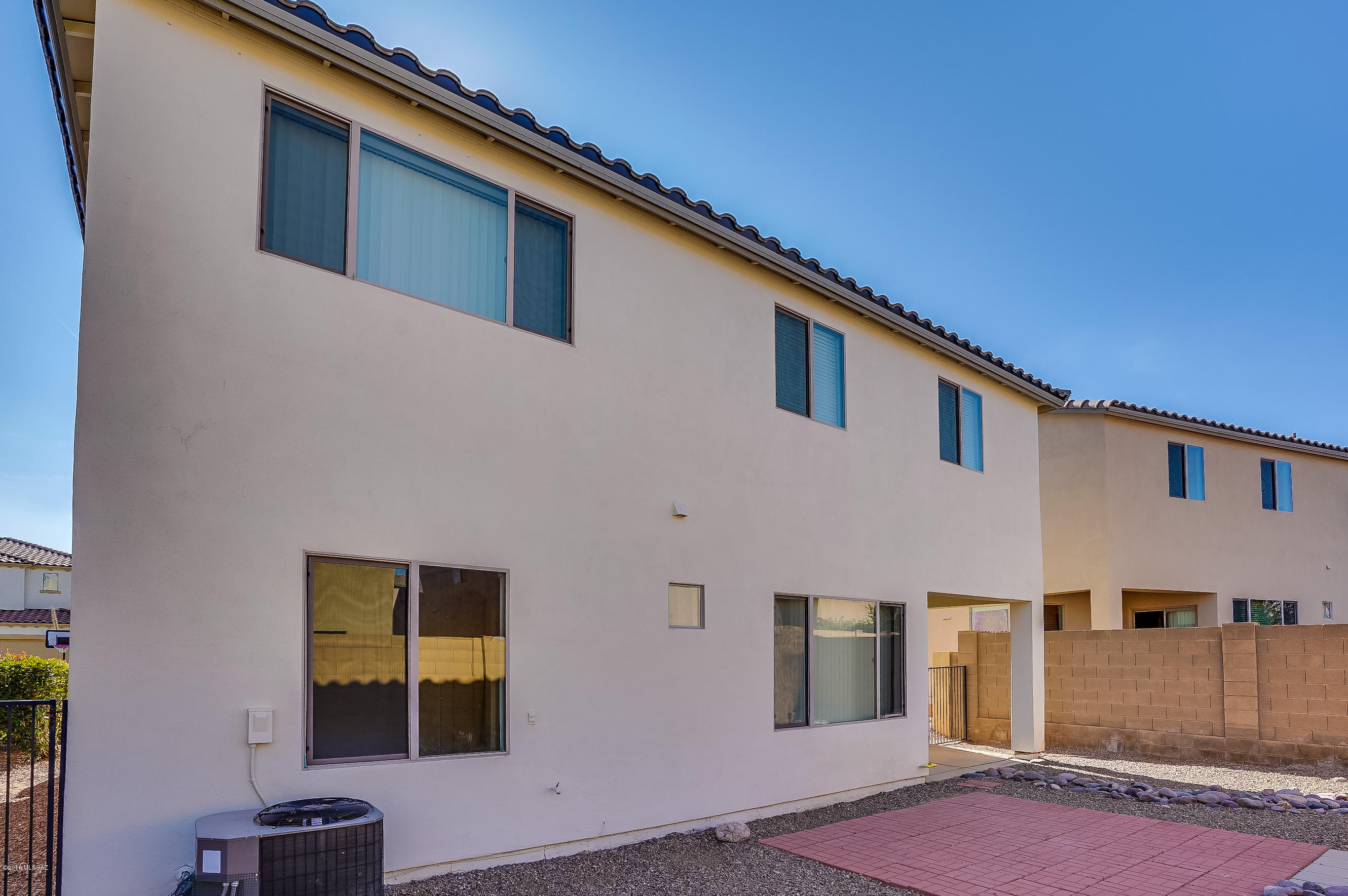 Presidio De Cancion (1-200) - Residential
