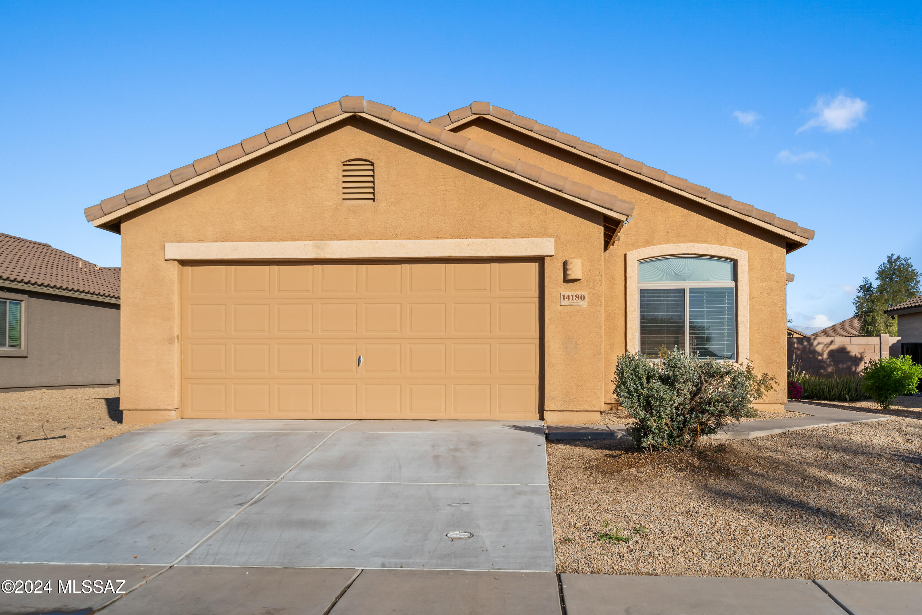Location, Location, Location! This stunning 4-bedroom, 2-bathroom home is nestled in the highly sought-after San Lucas community in Marana, just minutes from I-10 for easy commuting. Enjoy the charm of this neighborhood with its beautiful parks and inviting atmosphere.The home boasts a spacious open split-floor plan, offering the perfect balance of privacy and functionality. The layout is ideal for entertaining while keeping the bedrooms separated for added comfort.Don't miss the opportunity to make this house your home! Schedule your showing today! 
Seller is offering a $3,000 credit towards flooring to compensate for the carpet condition, allowing the buyer to customize the home to their taste!
