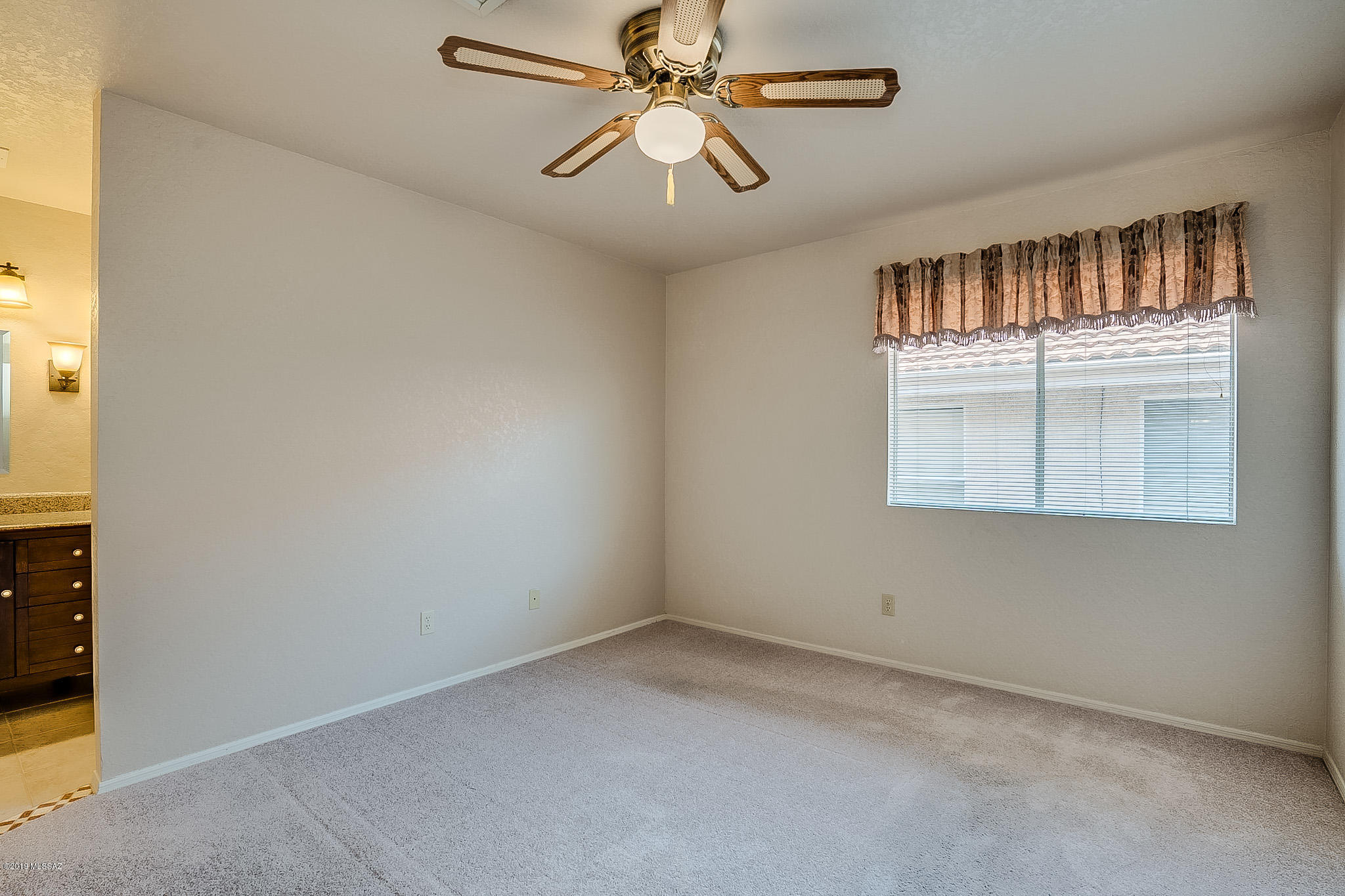 Country Highlands (1-180) - Residential