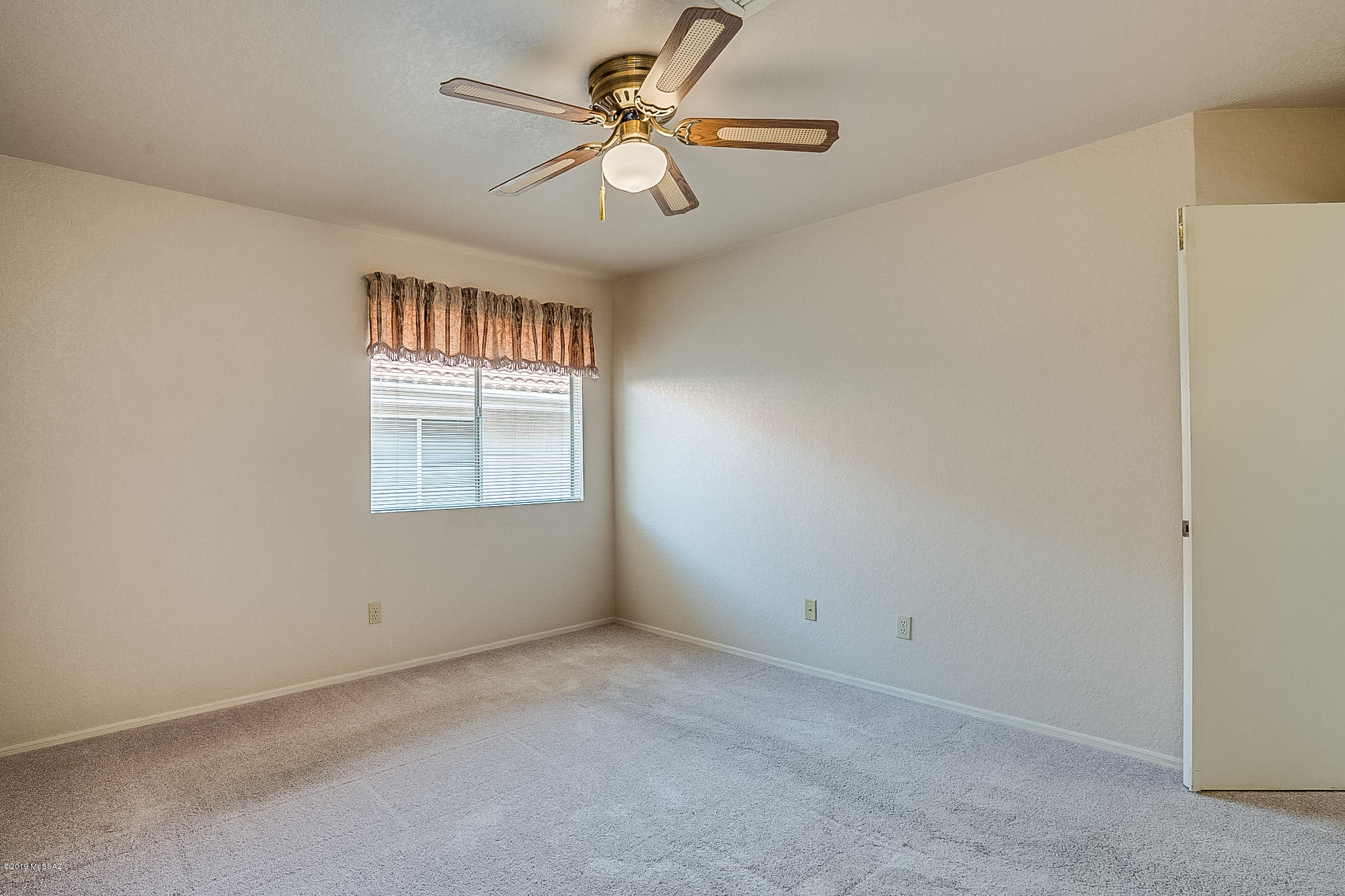 Country Highlands (1-180) - Residential