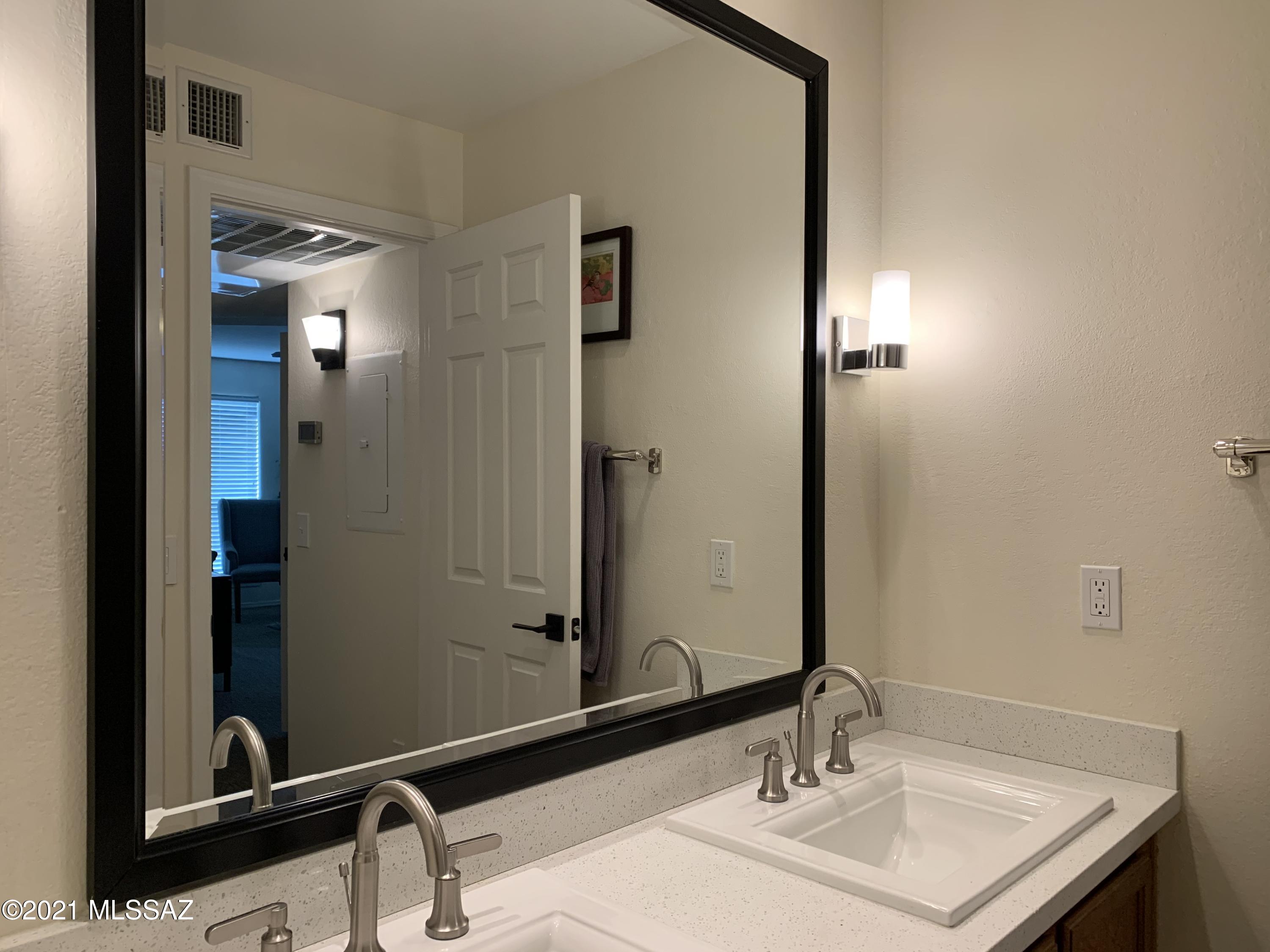 Canyon View At Ventana Condominium (1-264) - Residential Lease