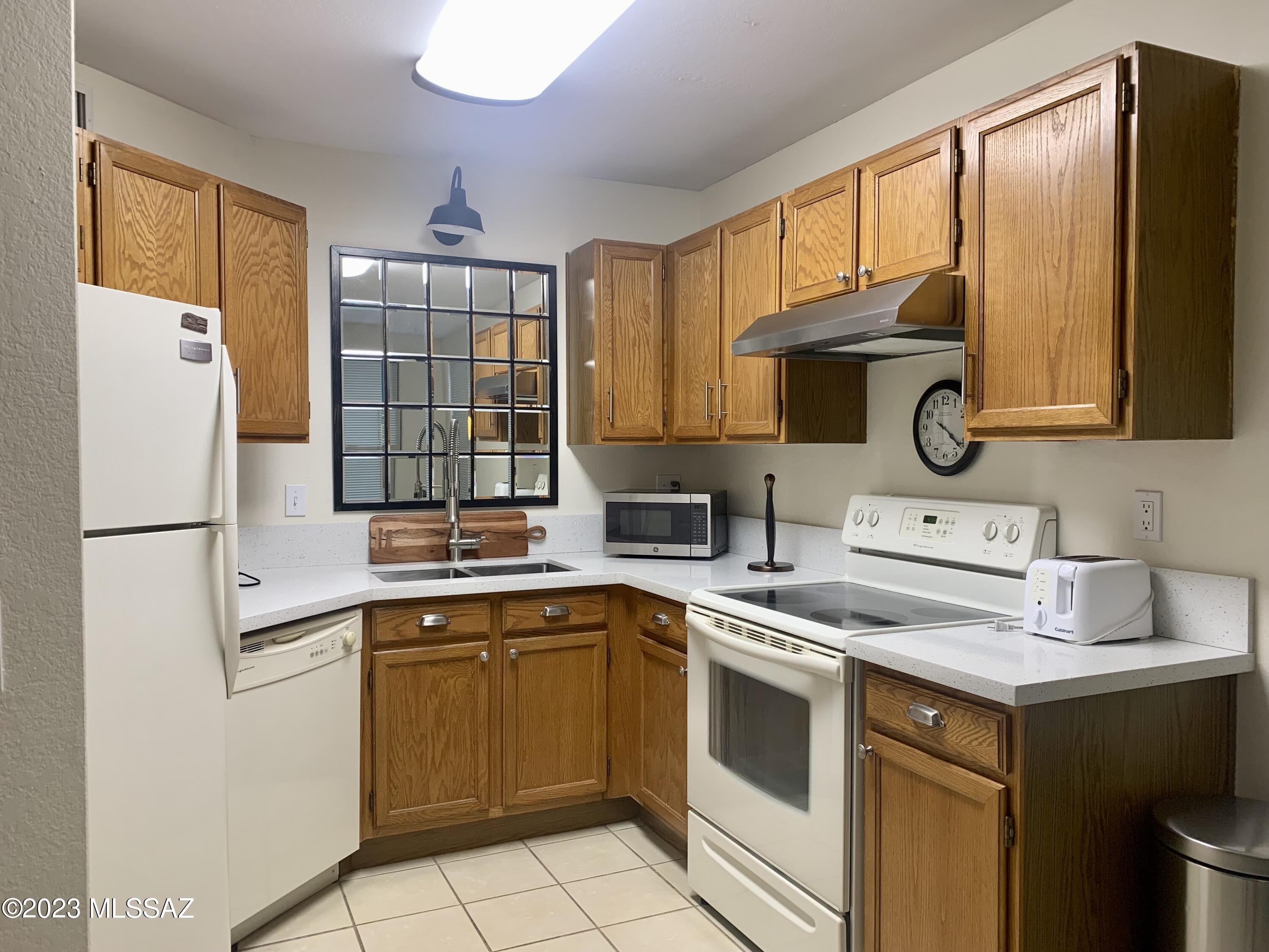 Canyon View At Ventana Condominium (1-264) - Residential Lease