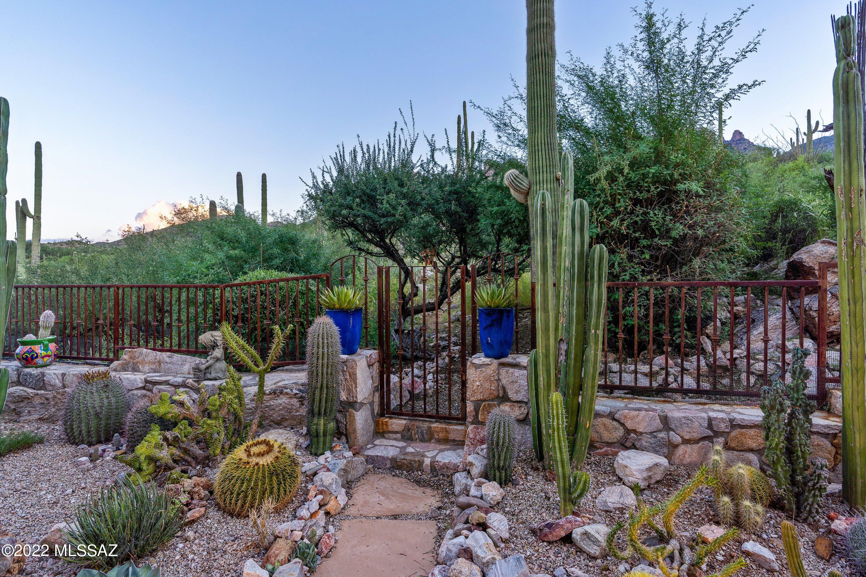 The Summit at Finger Rock (1-36) - Residential