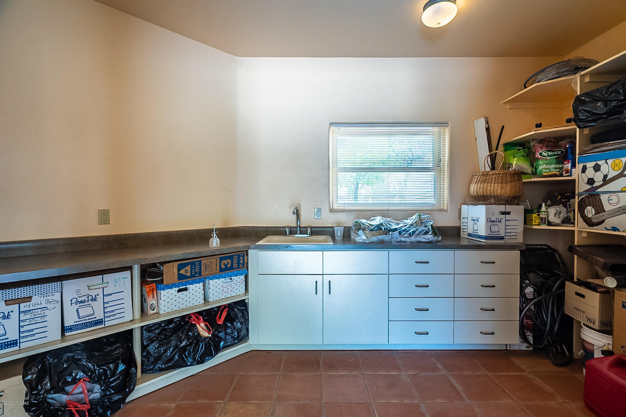 Sabino Vista Hills (66-100) - Residential