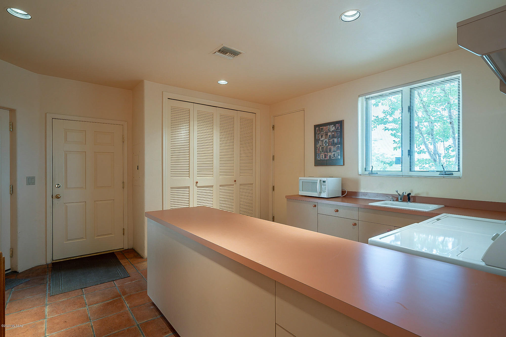 Sabino Vista Hills (66-100) - Residential