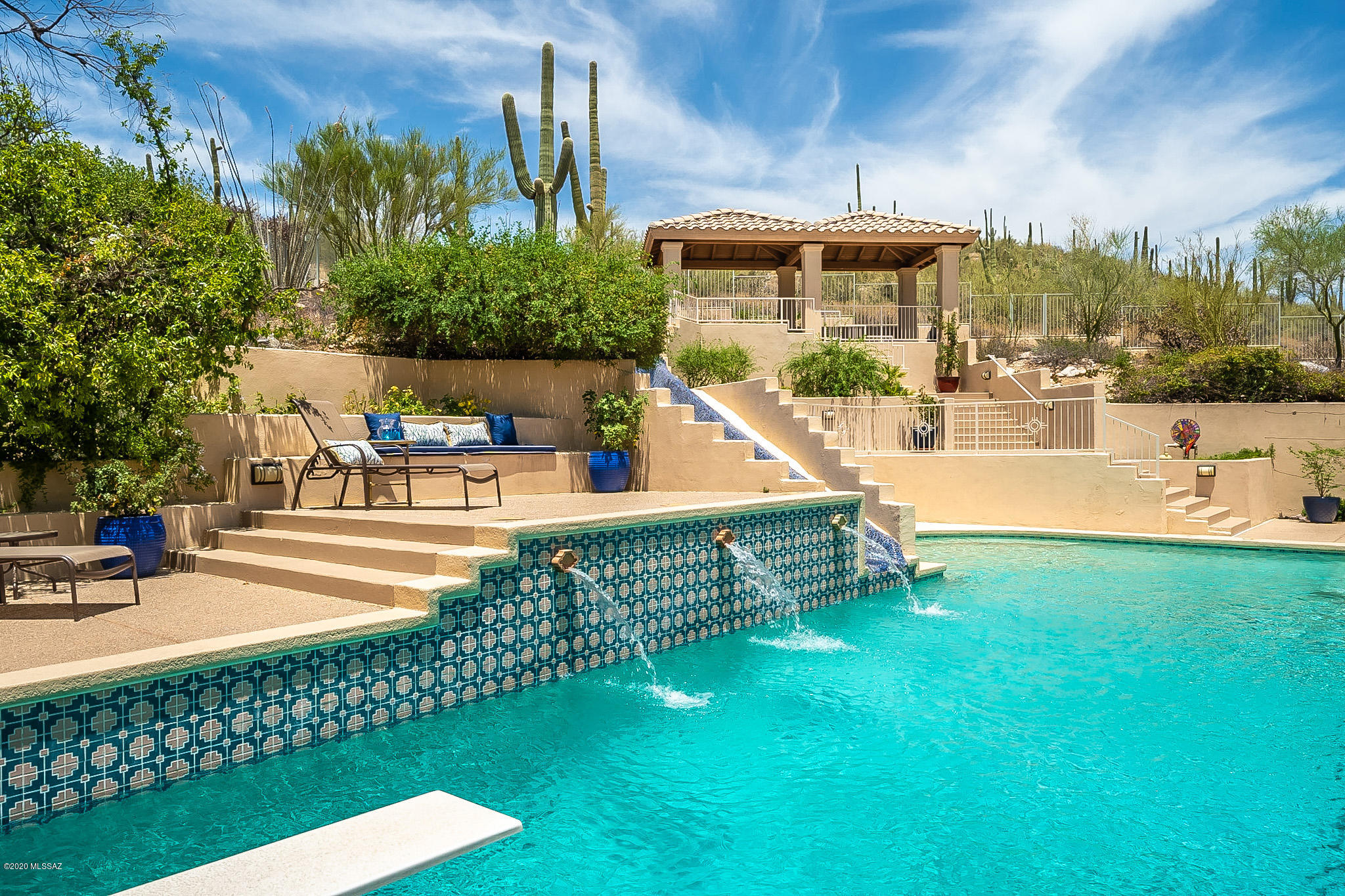 Sabino Vista Hills (66-100) - Residential