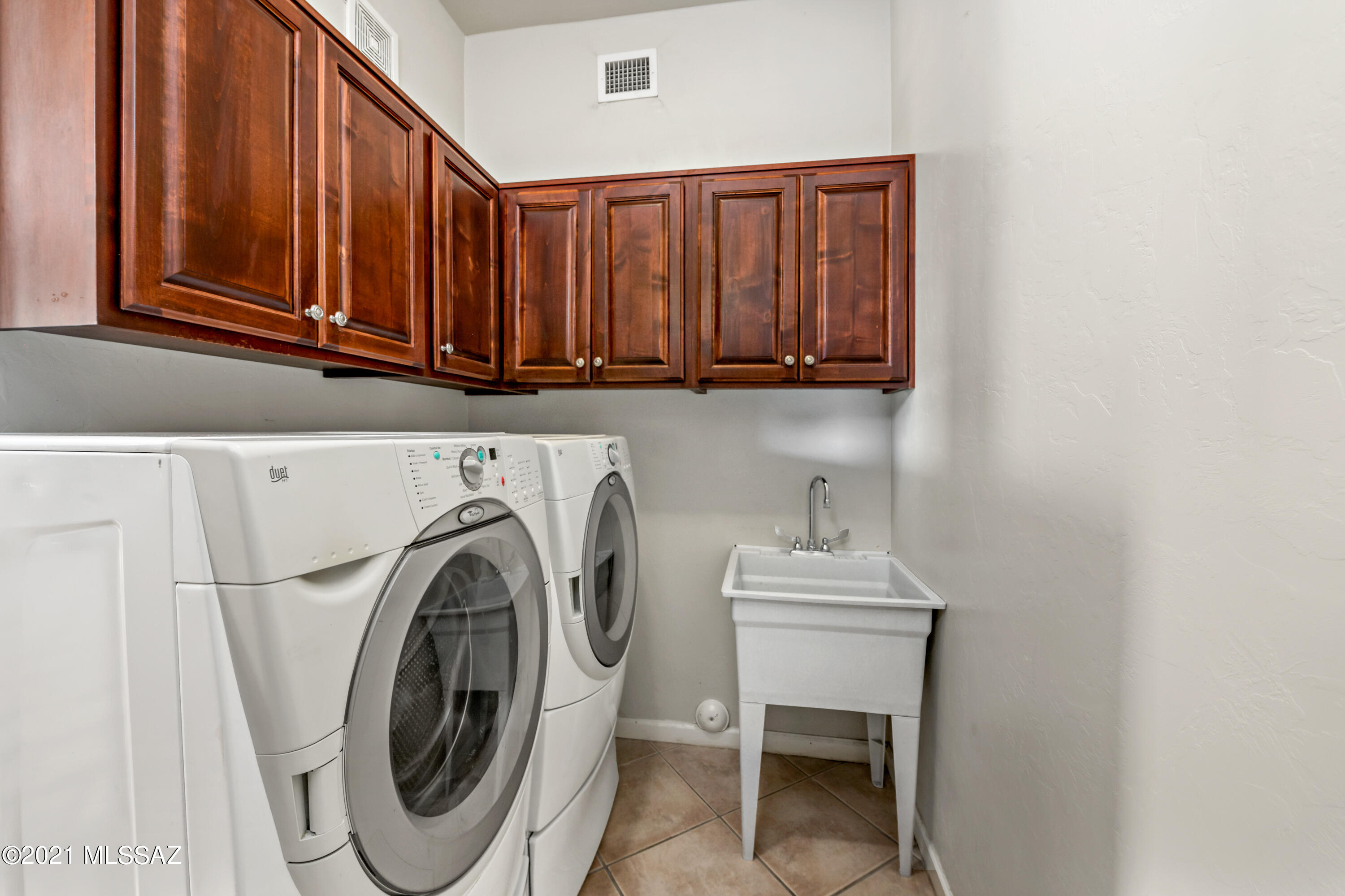 River Oak Estates (1-46) - Residential