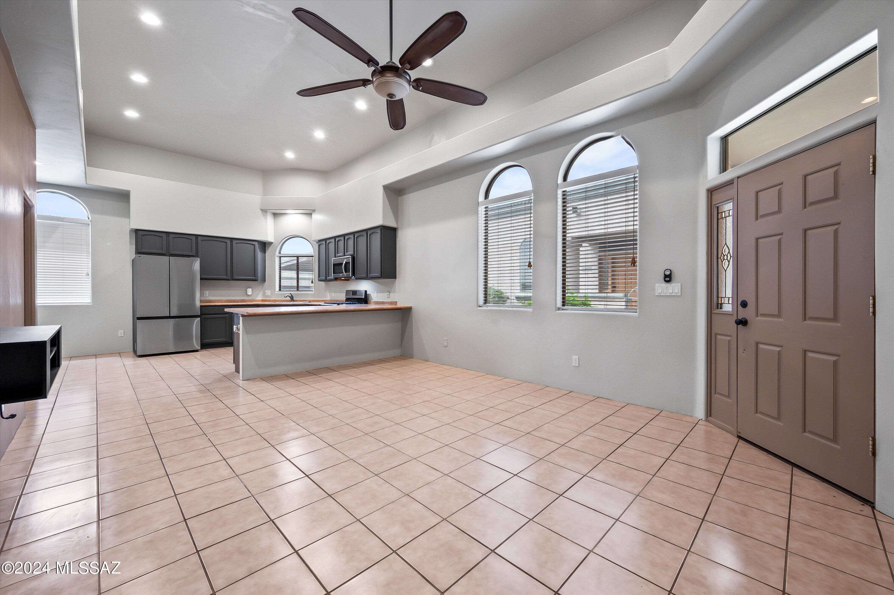 Kinney Village (1-112) - Residential