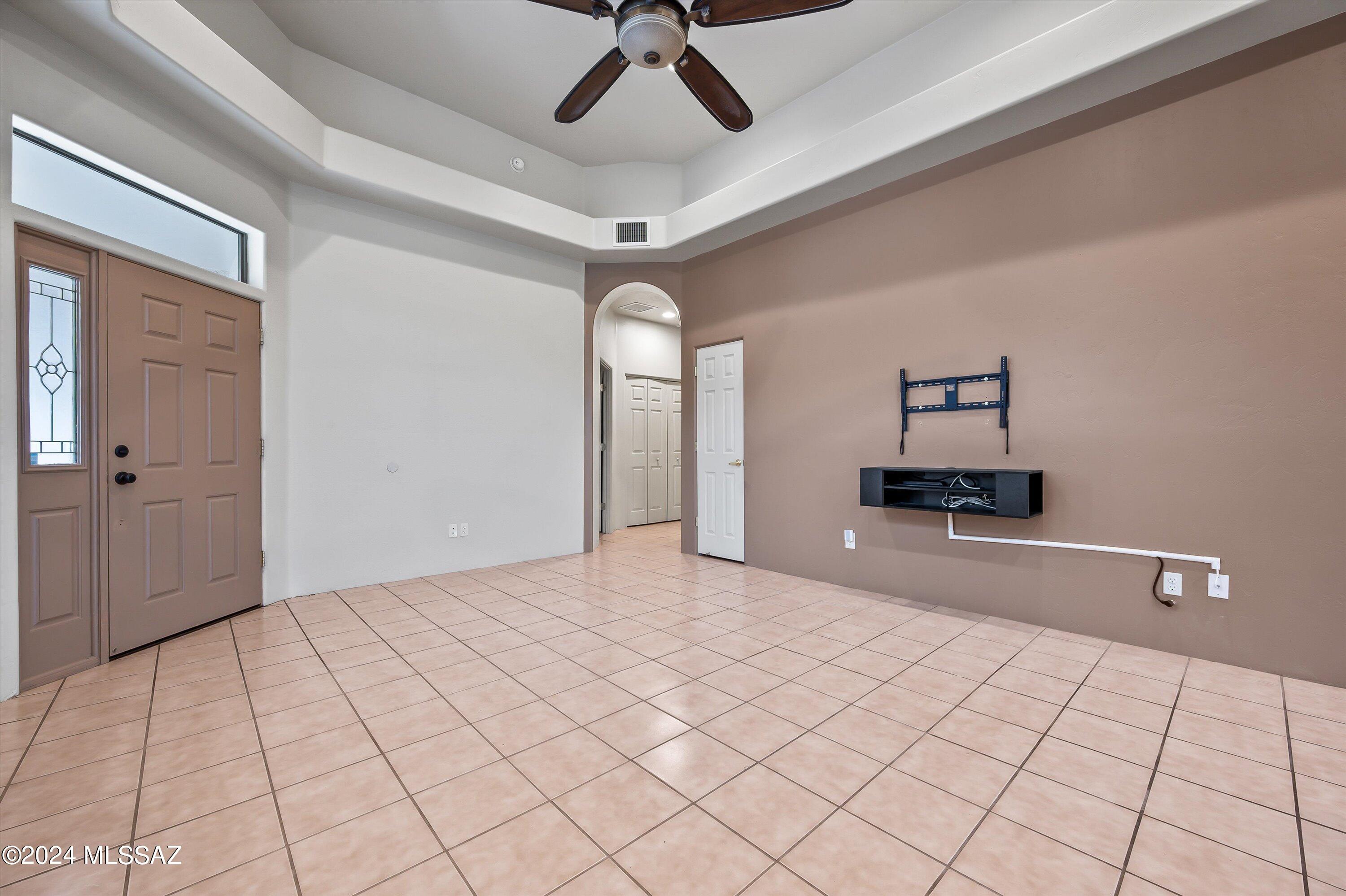 Kinney Village (1-112) - Residential