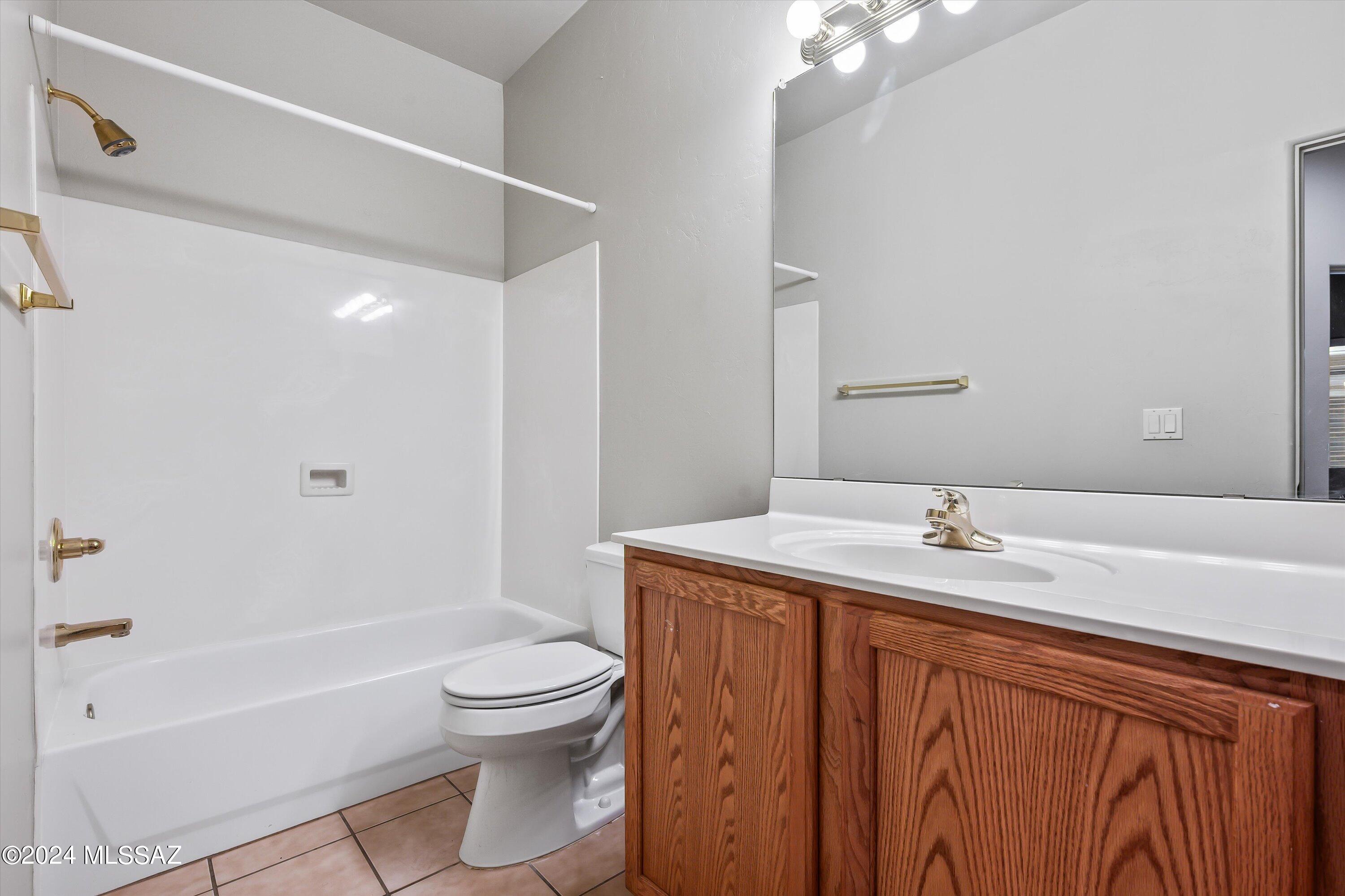 Kinney Village (1-112) - Residential