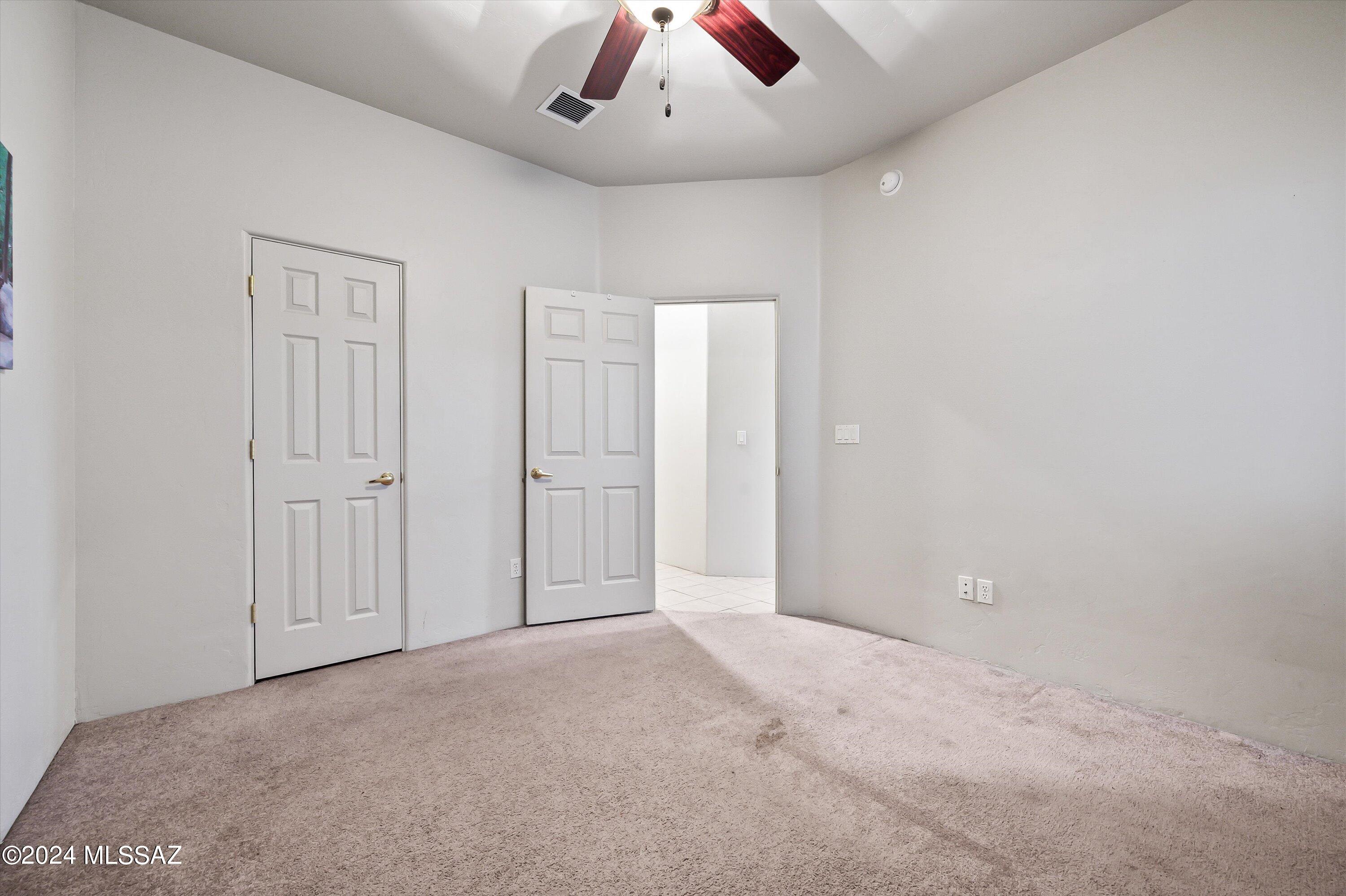 Kinney Village (1-112) - Residential