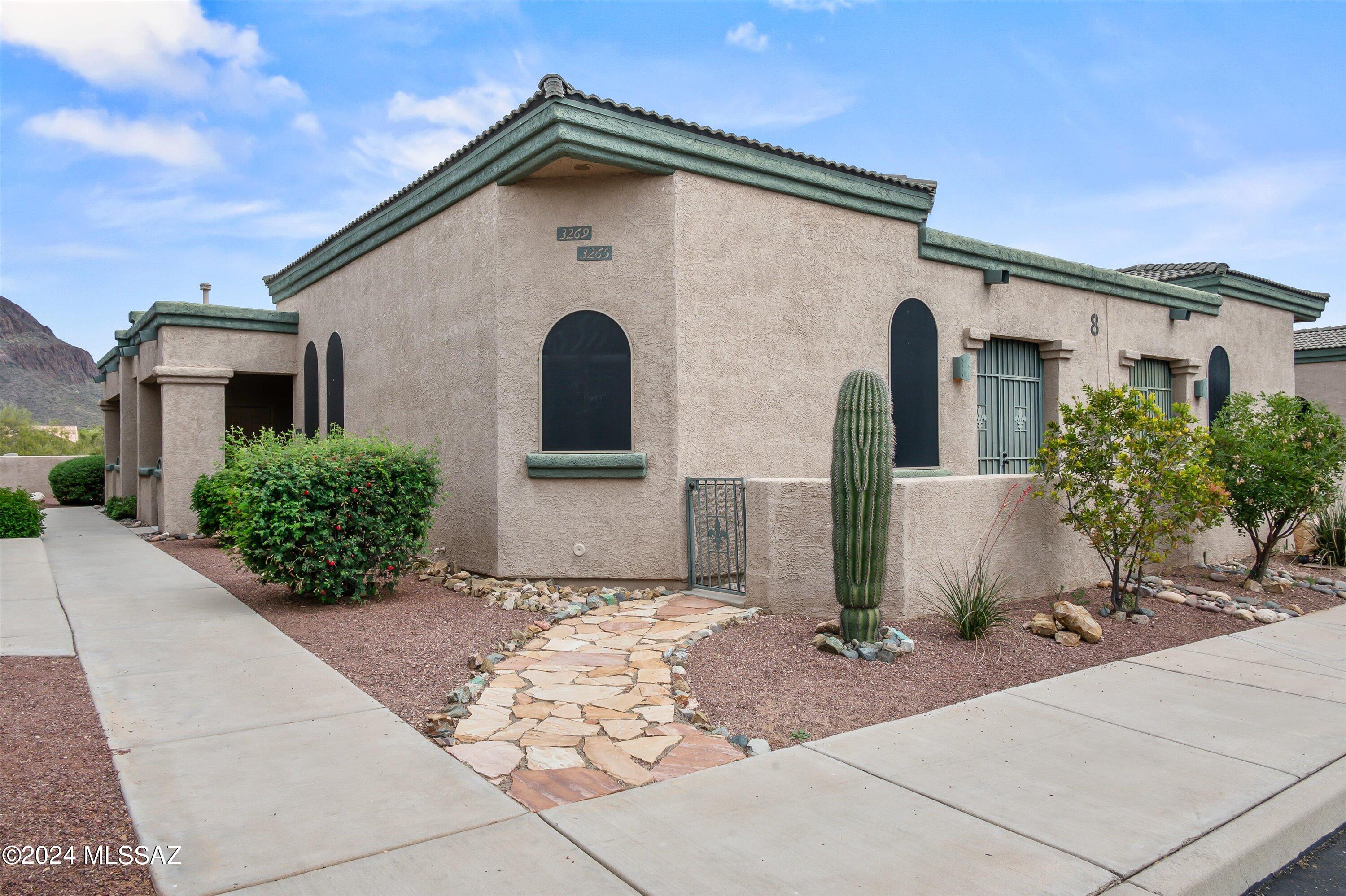 Kinney Village (1-112) - Residential