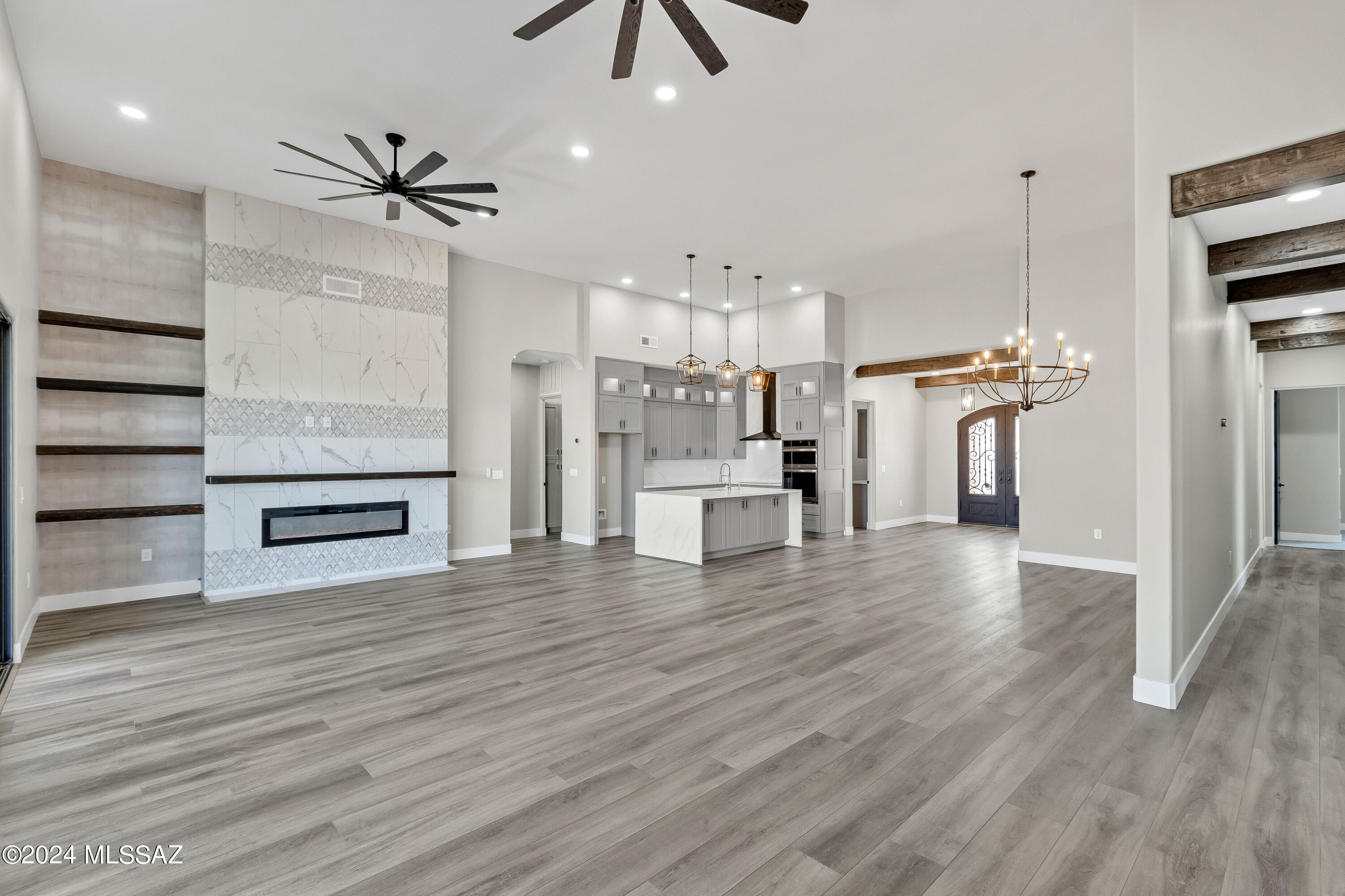 Pusch Ridge (13-32) - Residential