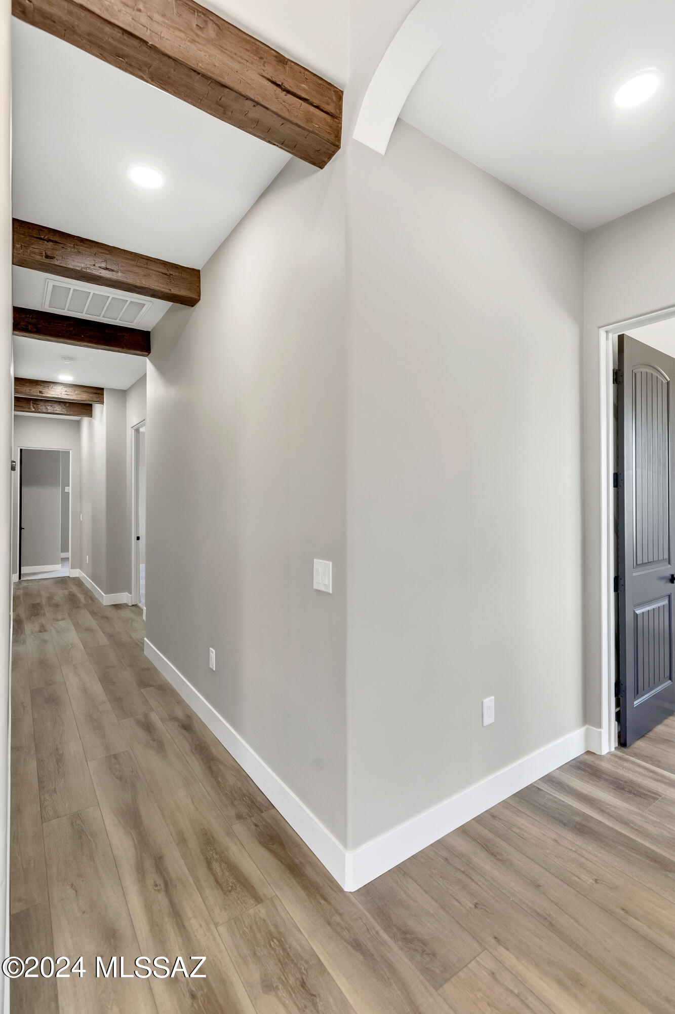 Pusch Ridge (13-32) - Residential