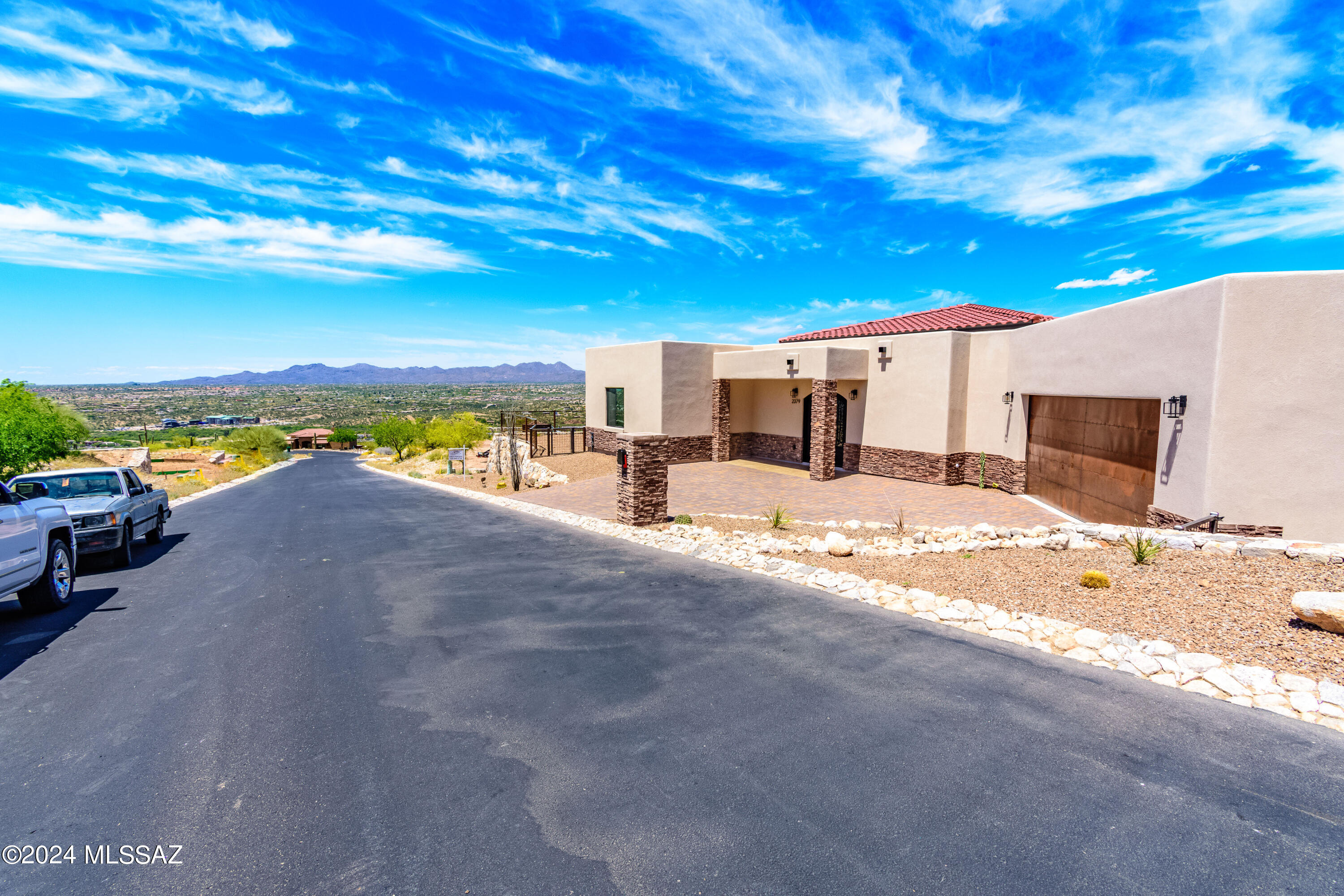 Pusch Ridge (13-32) - Residential
