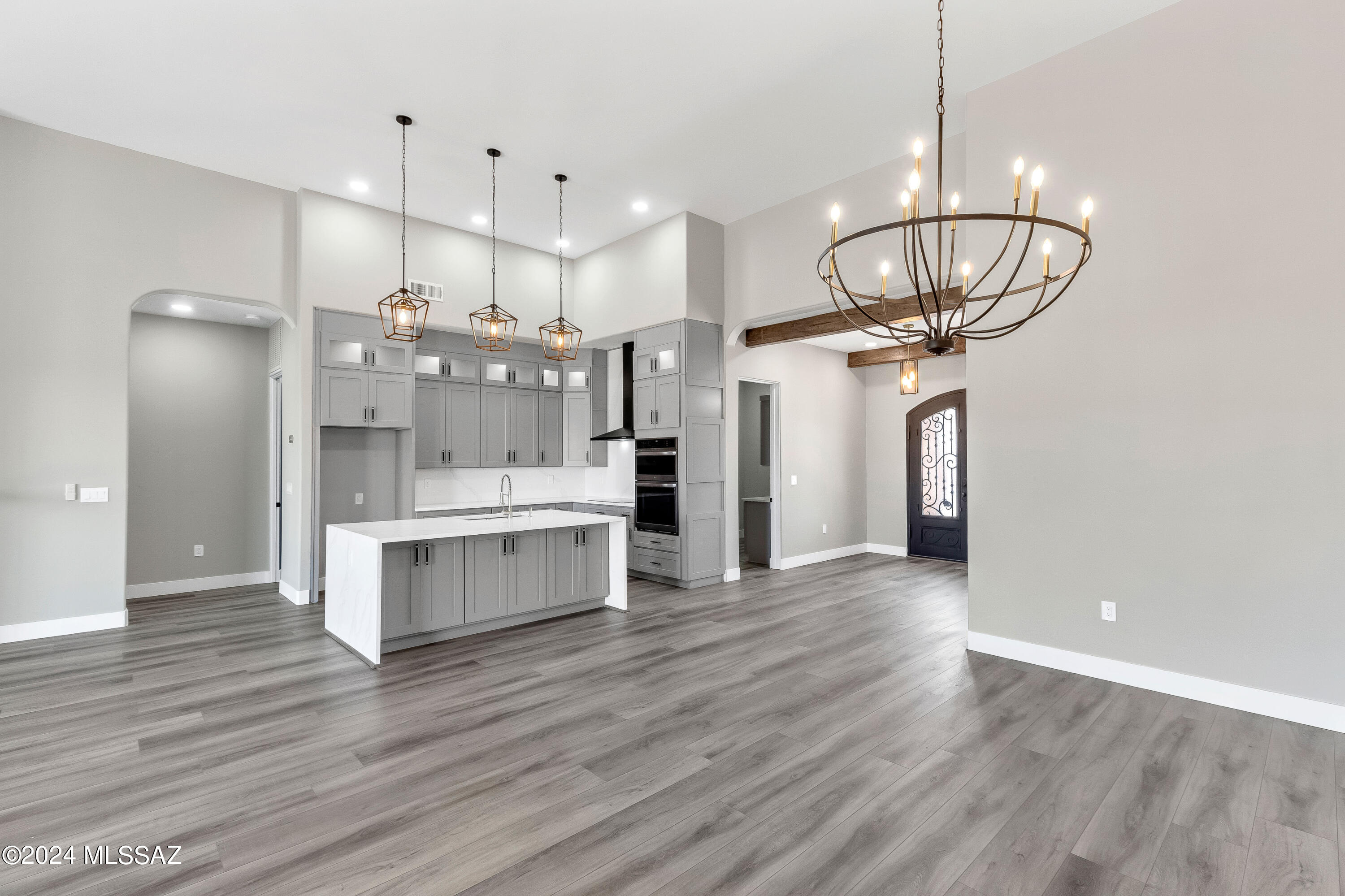 Pusch Ridge (13-32) - Residential