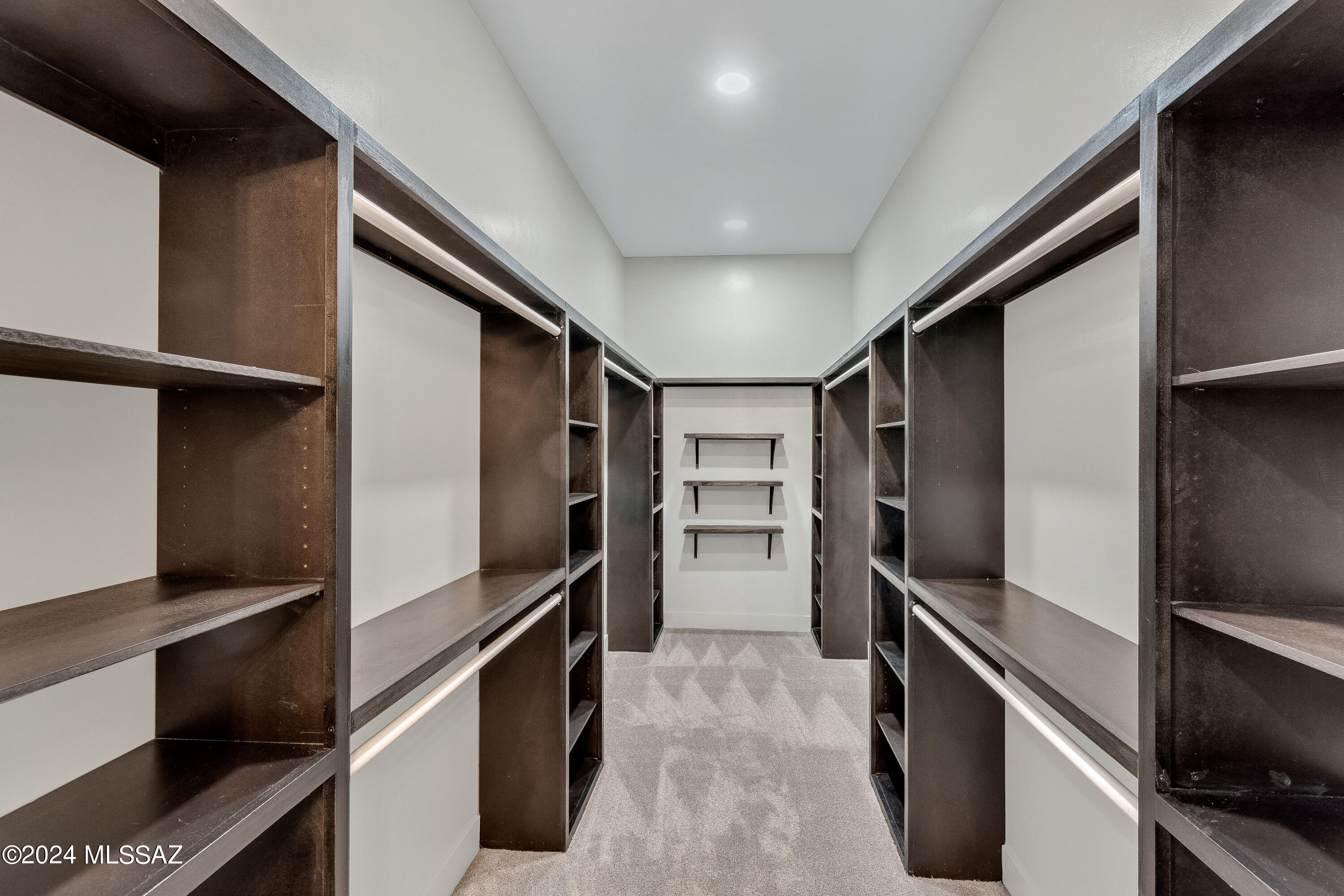 Pusch Ridge (13-32) - Residential