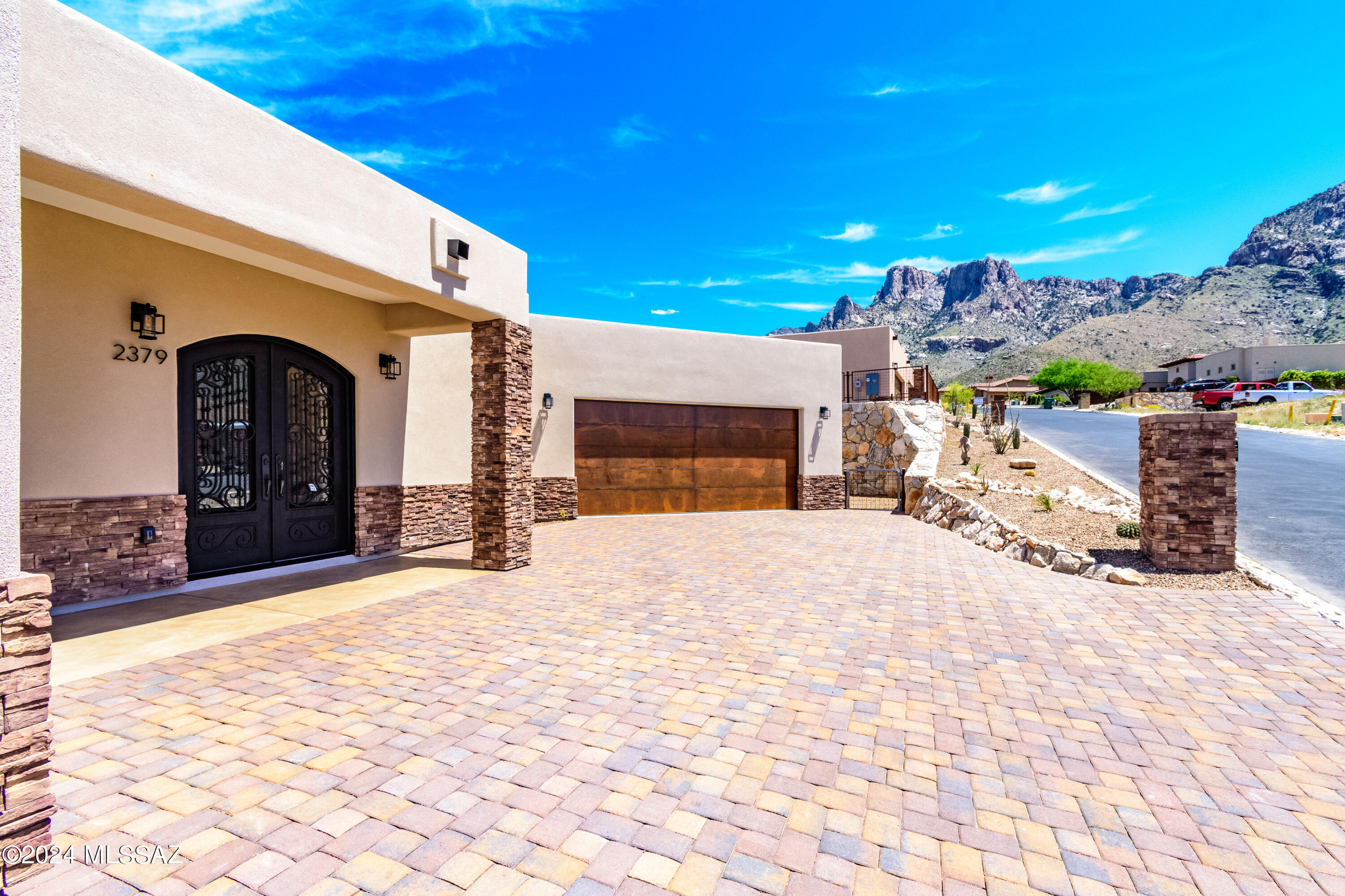 Pusch Ridge (13-32) - Residential