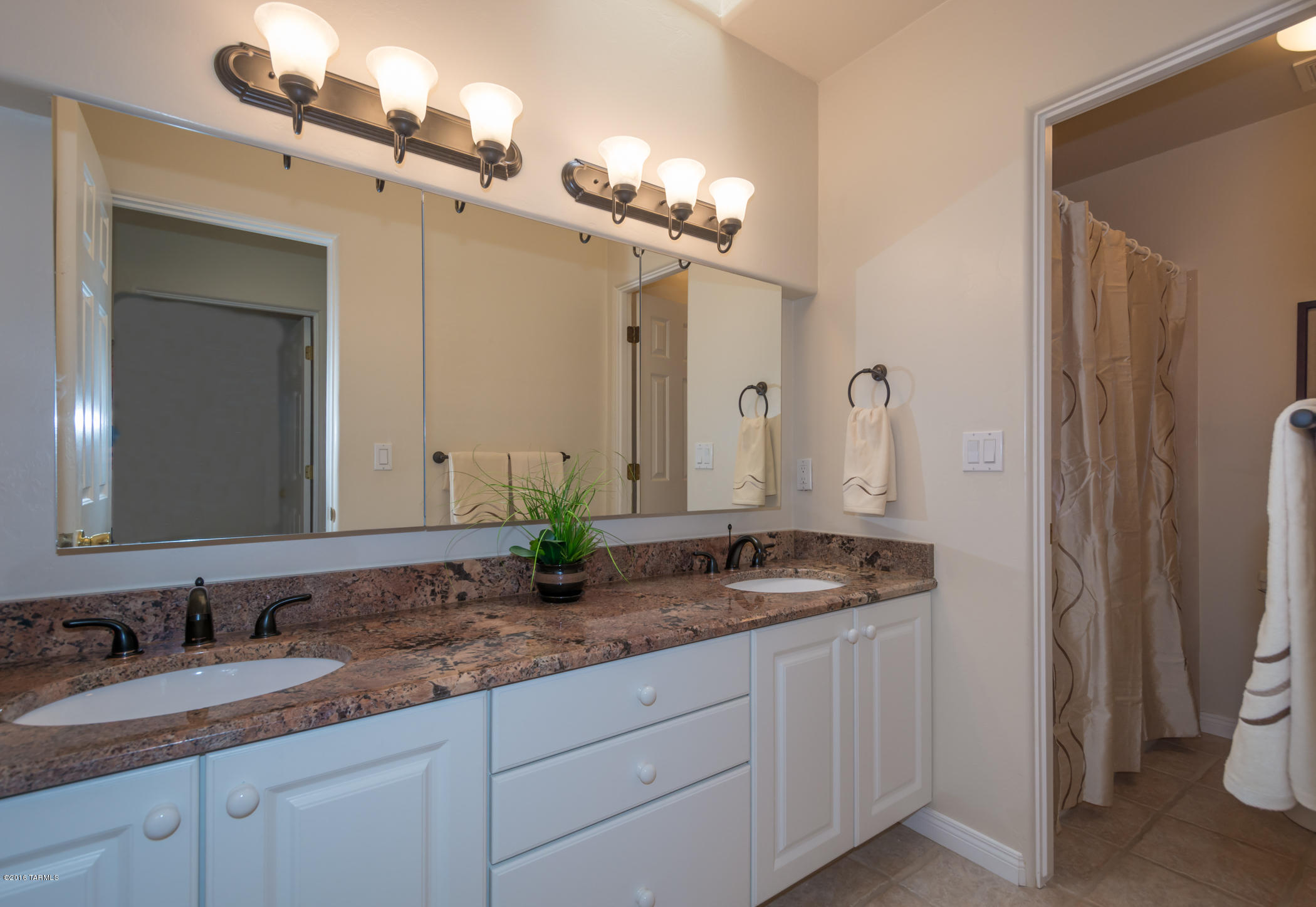 Canada Hills Est Phase ll (42-130) - Residential