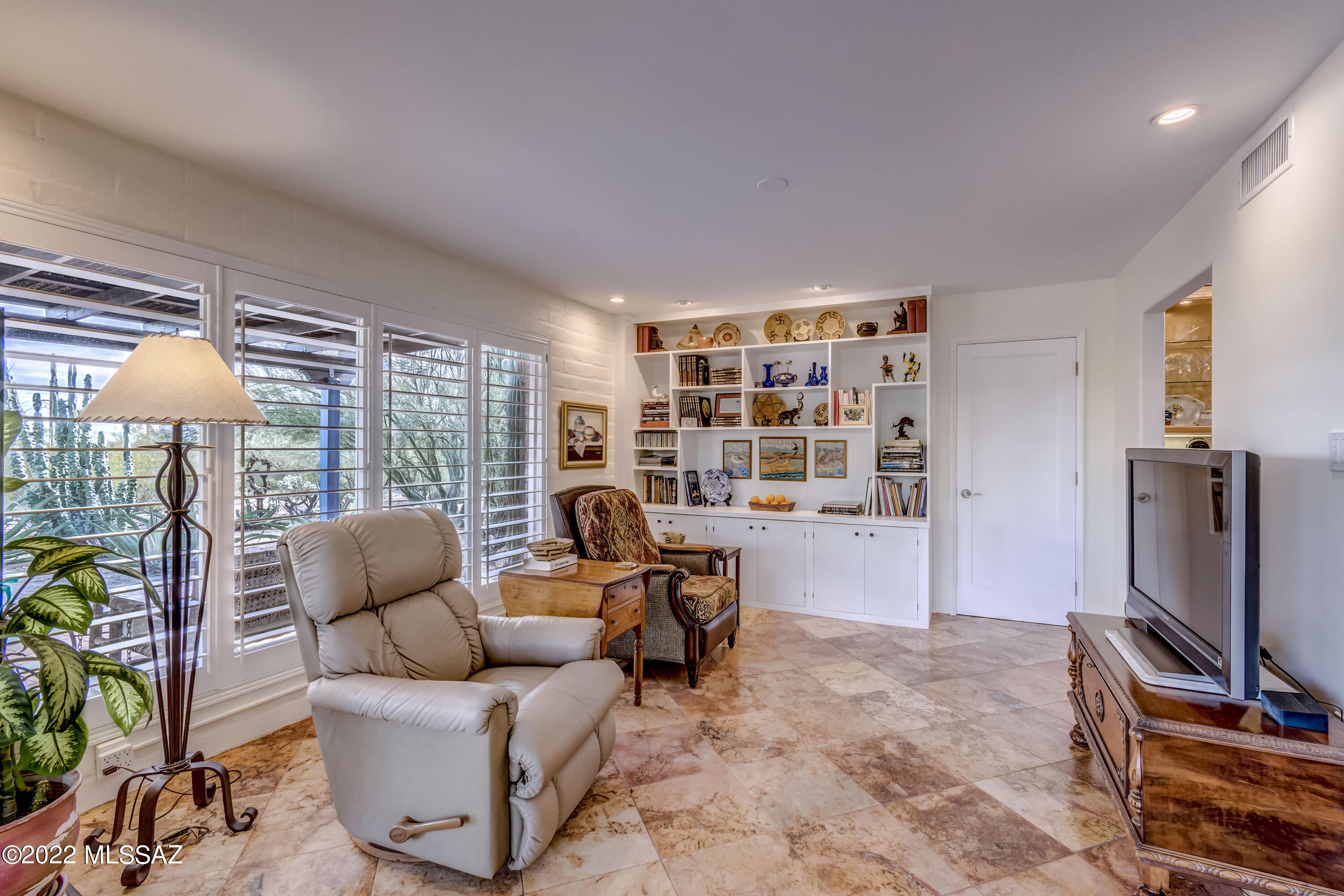Casas Adobes Estates NO. 3-A - Residential