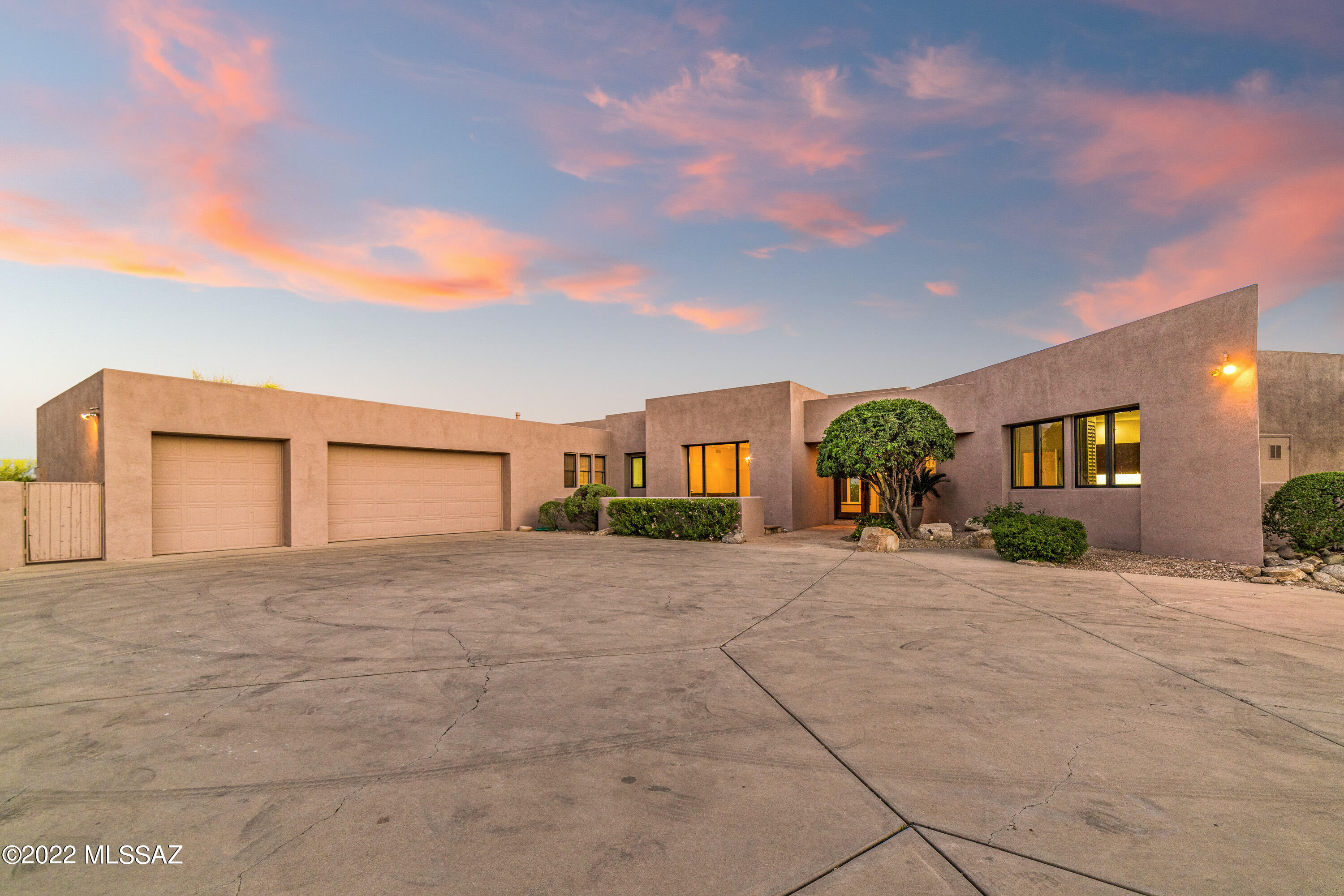 Catalina Foothills Estates NO. 10 (194-211) - Residential