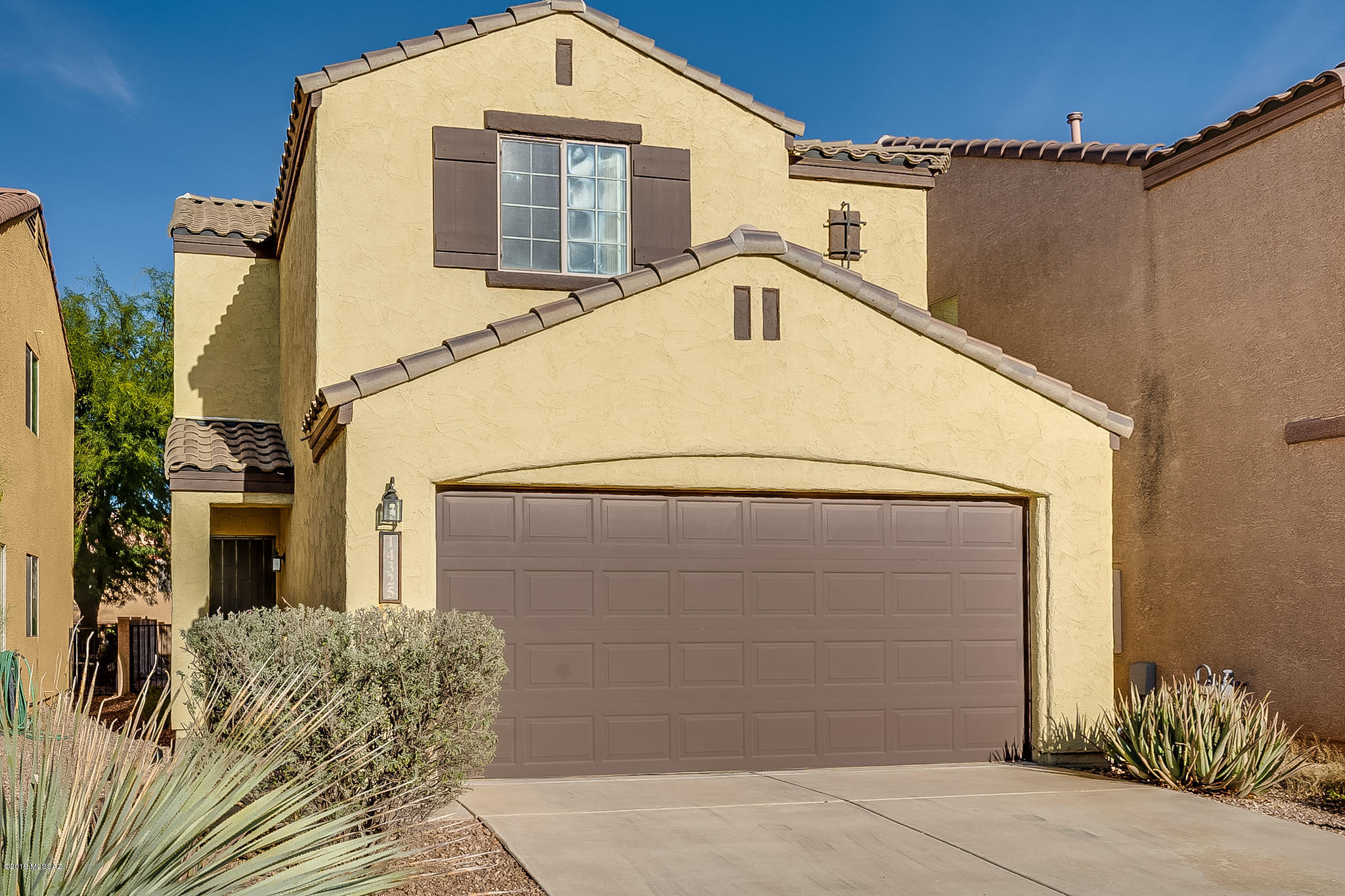 A remarkable home in the popular community of Rancho Sahuarita. This home is 1604 sq. ft with three bedrooms two and half baths, a loft and upstairs laundry room. The home also features an open floor concept great room adorned with crown molding and chair rail molding. There is neutral, paint, tile and carpet throughout, making it a great opportunity to add your own style.   The large low maintenance backyard features pavers and artificial grass.   All appliances are included.  A must see today.