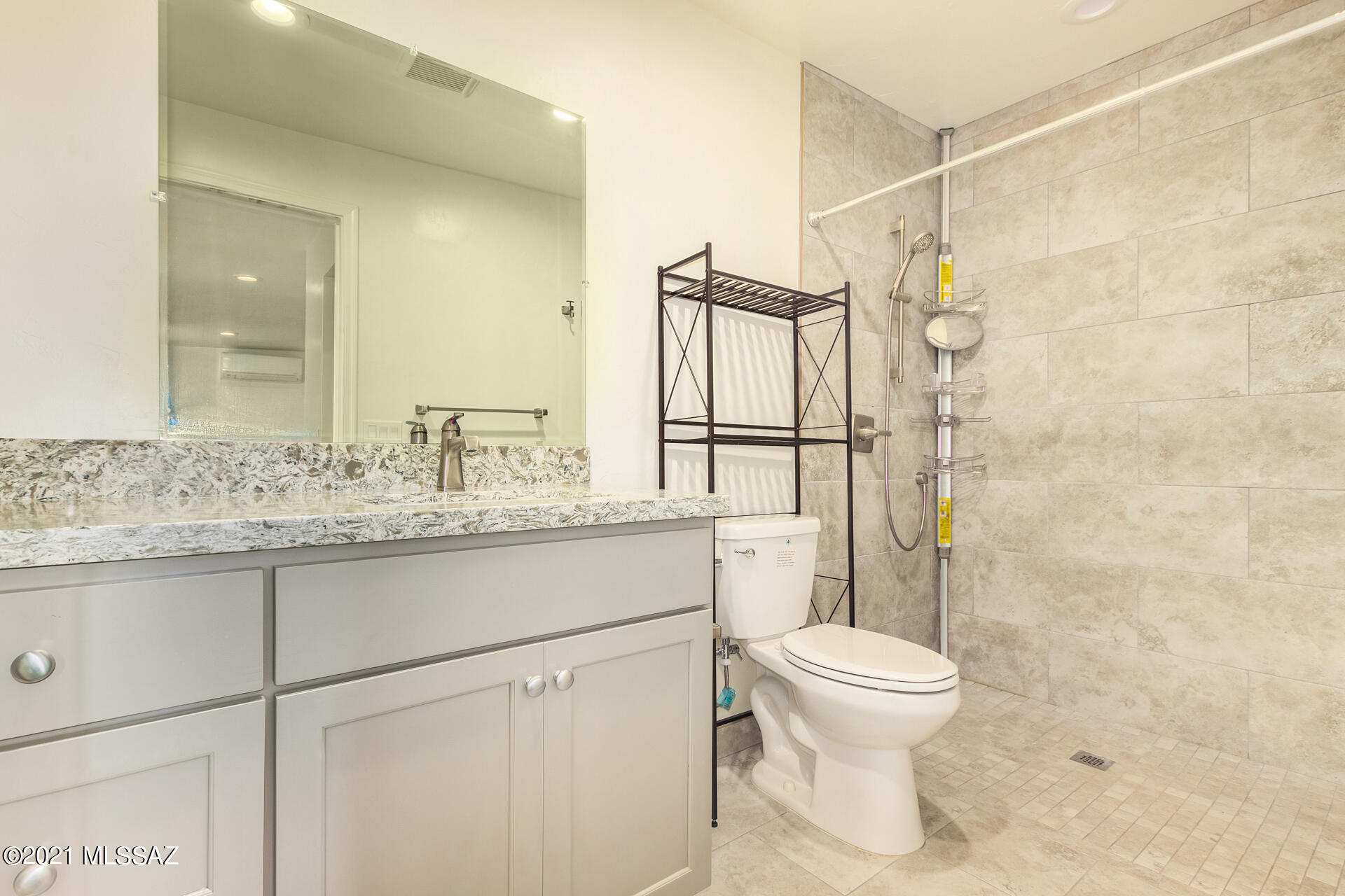 Santa Catalina Estates NO. 4 (1-180) - Residential Lease