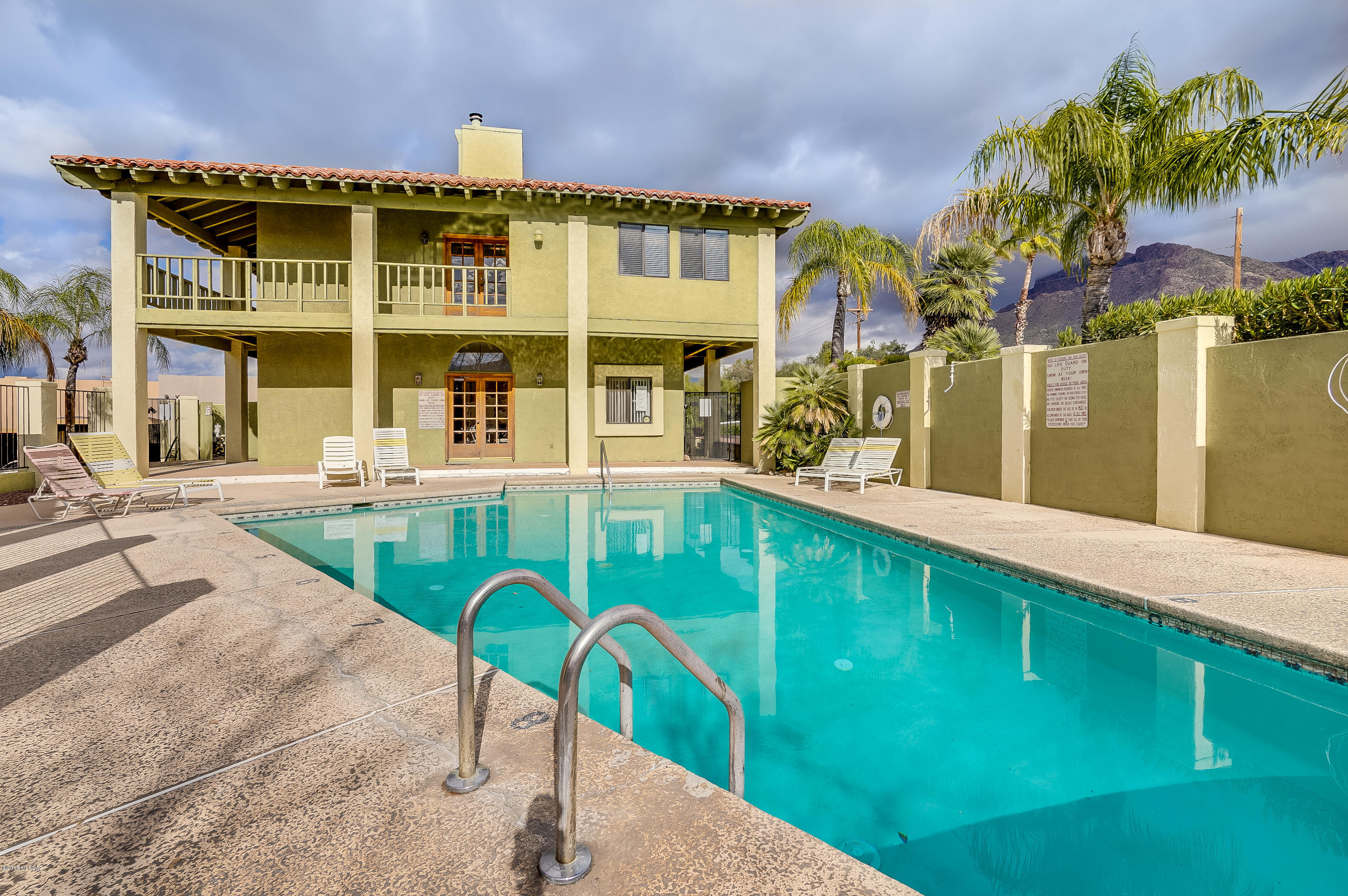 Las Casas Bellas Condo (1-44) - Residential