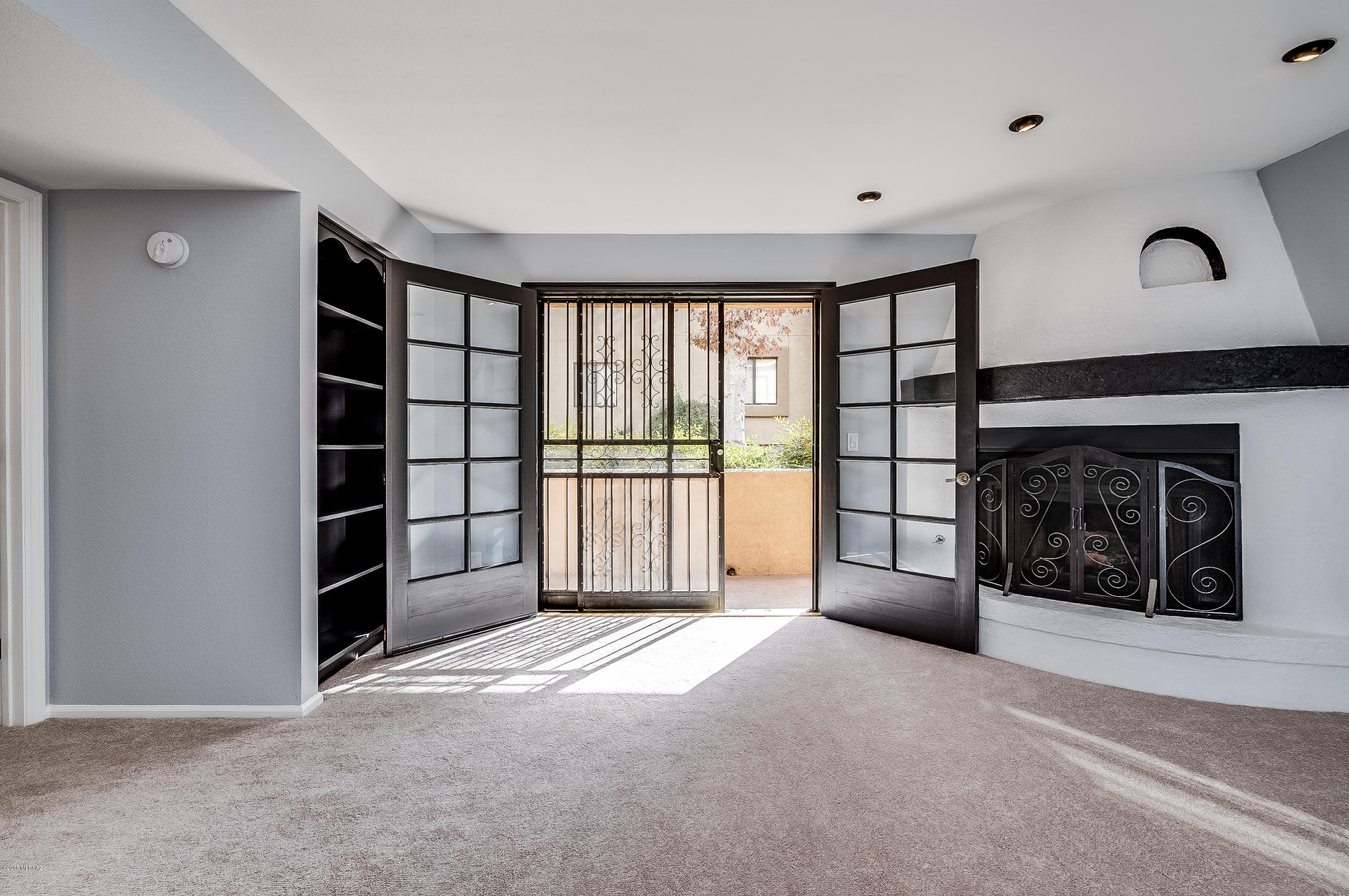 Las Casas Bellas Condo (1-44) - Residential