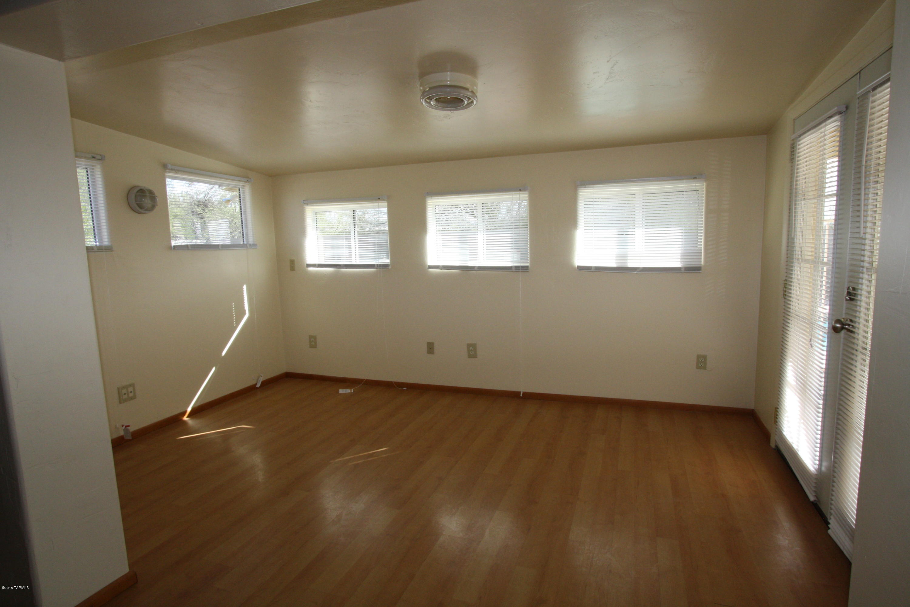 Santa Catalina Estates - Residential Lease