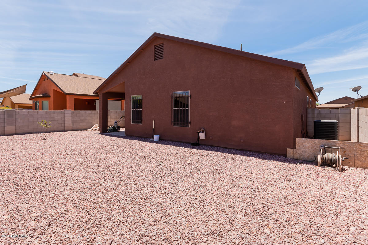 Tres Pueblos - Residential