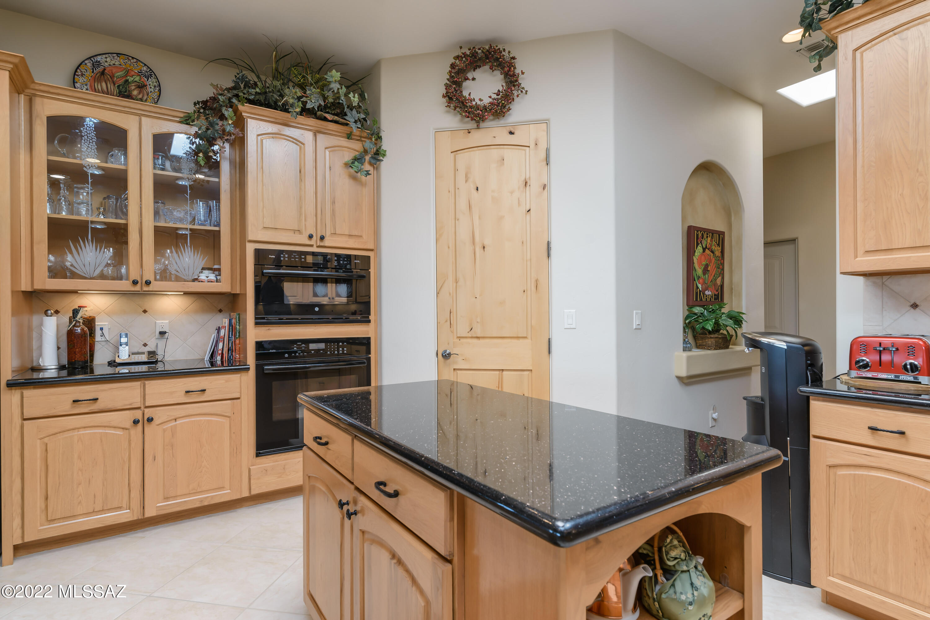 Sabino Mountain (1-290) - Residential