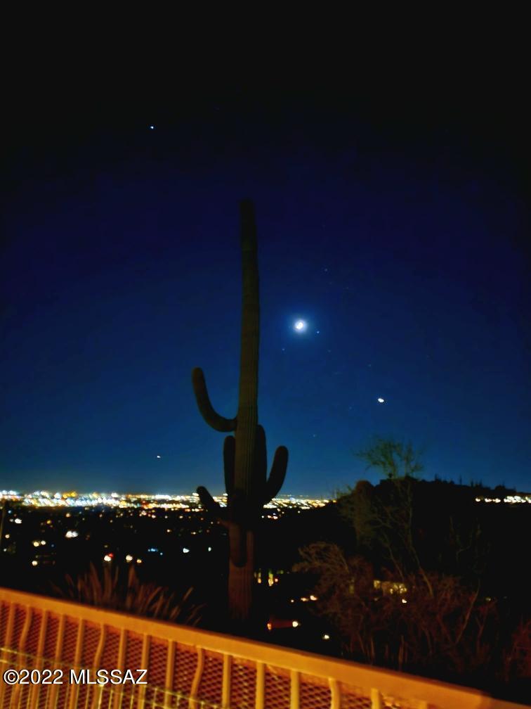 Sabino Mountain (1-290) - Residential