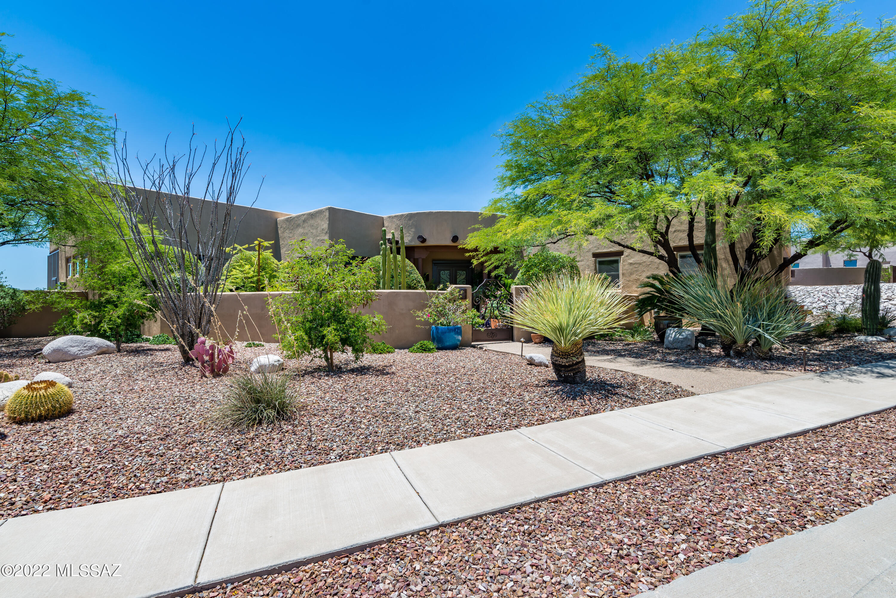 Sabino Mountain (1-290) - Residential