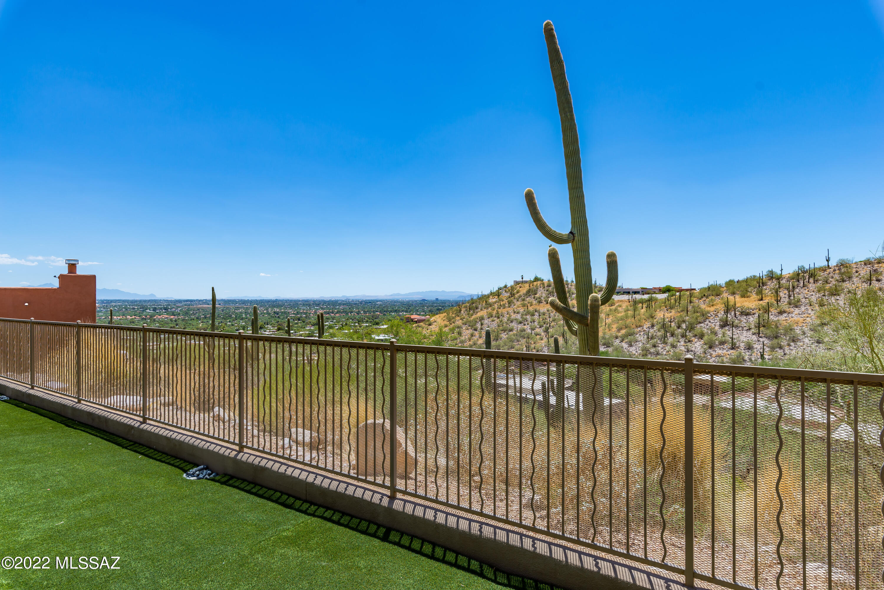 Sabino Mountain (1-290) - Residential