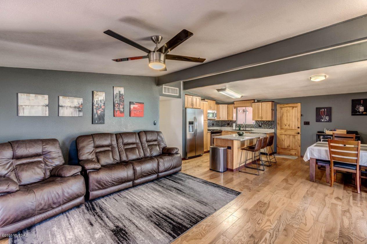 Kingston Knolls Terrace - Residential