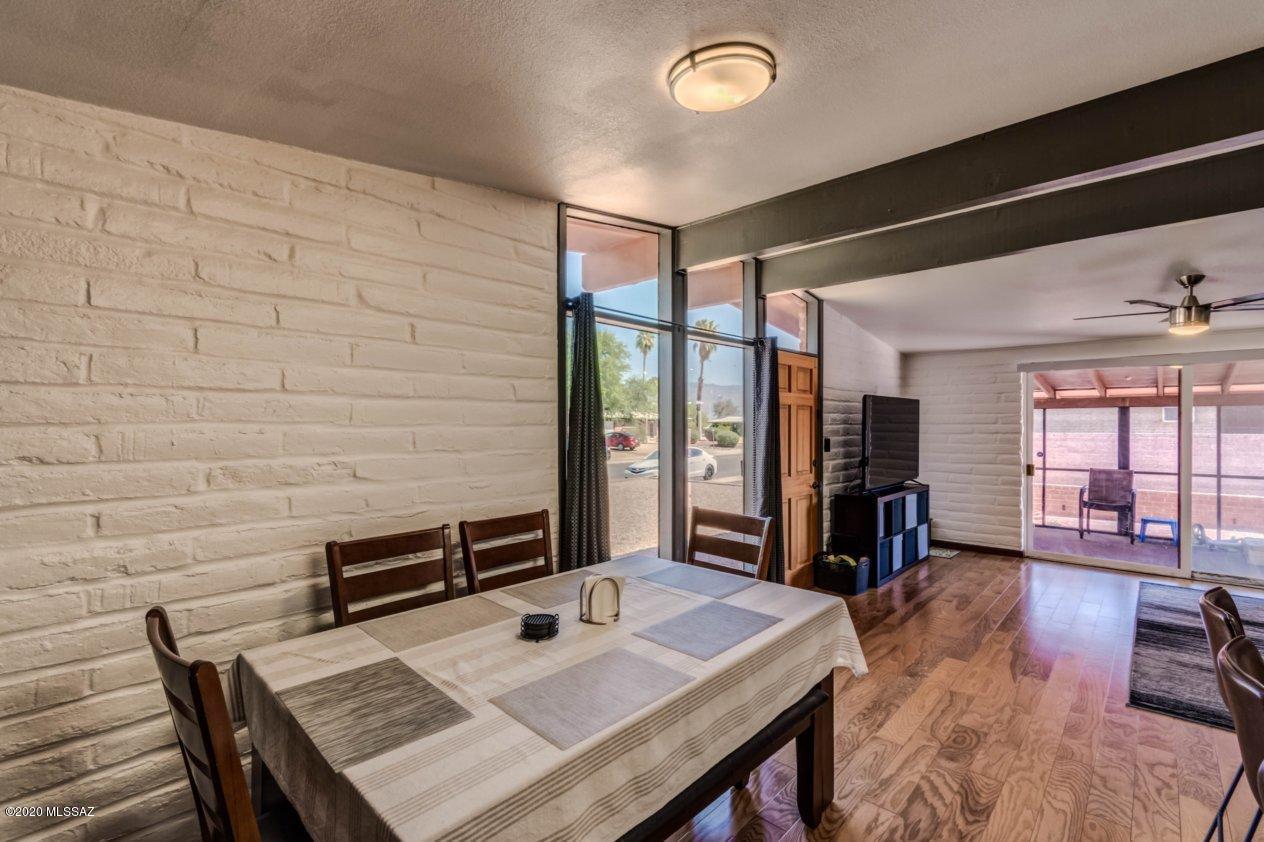 Kingston Knolls Terrace - Residential