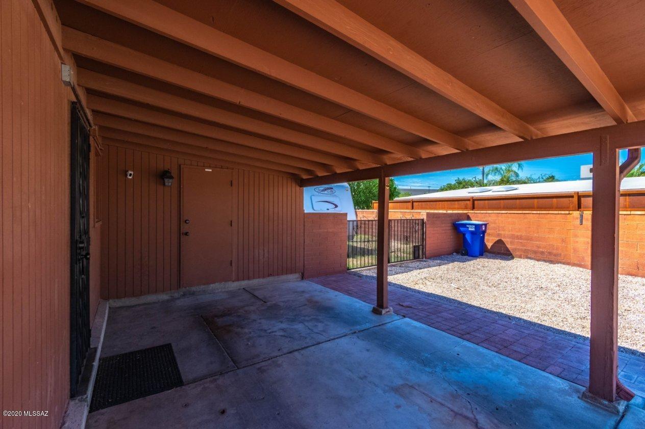 Kingston Knolls Terrace - Residential