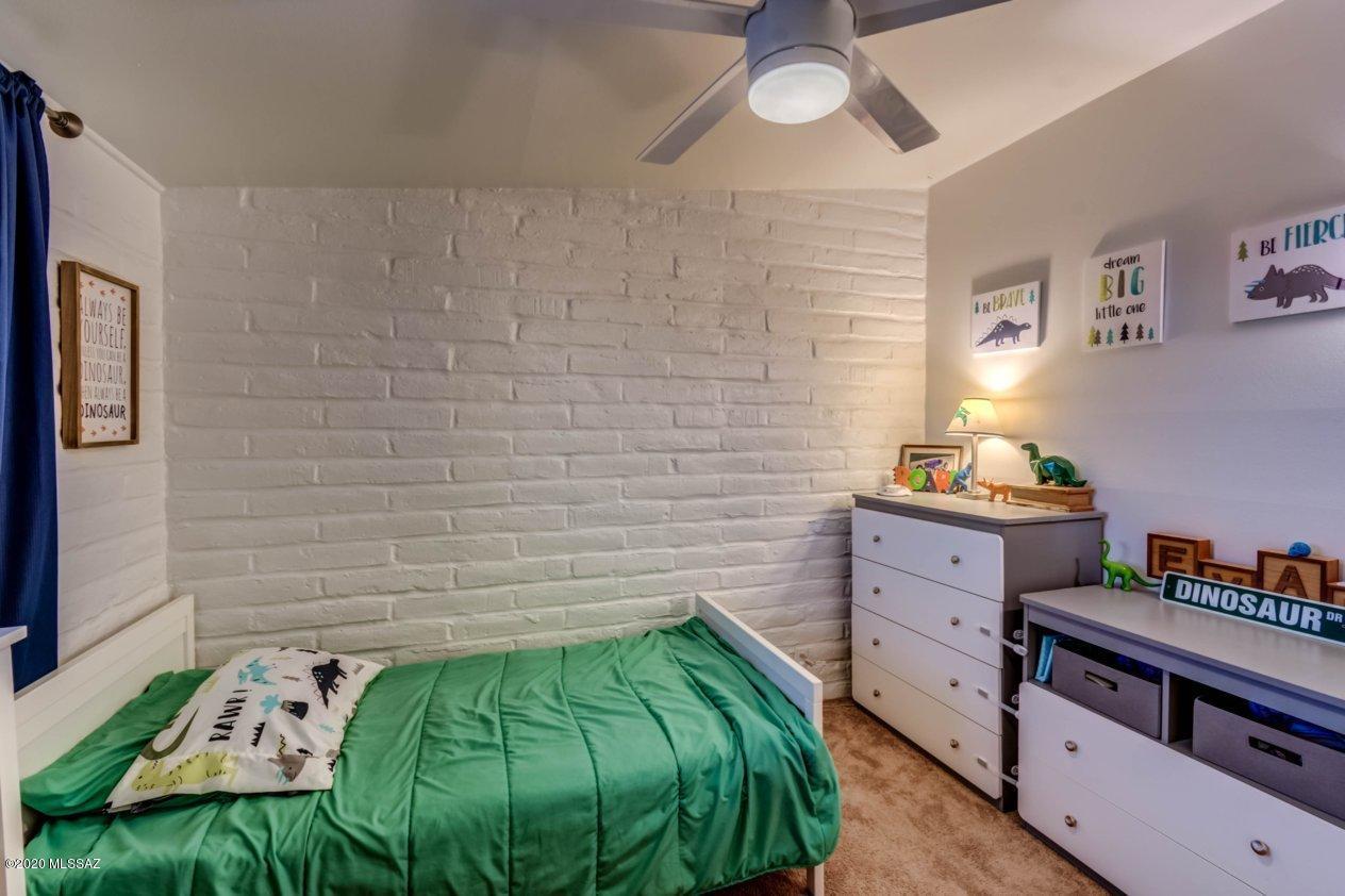 Kingston Knolls Terrace - Residential