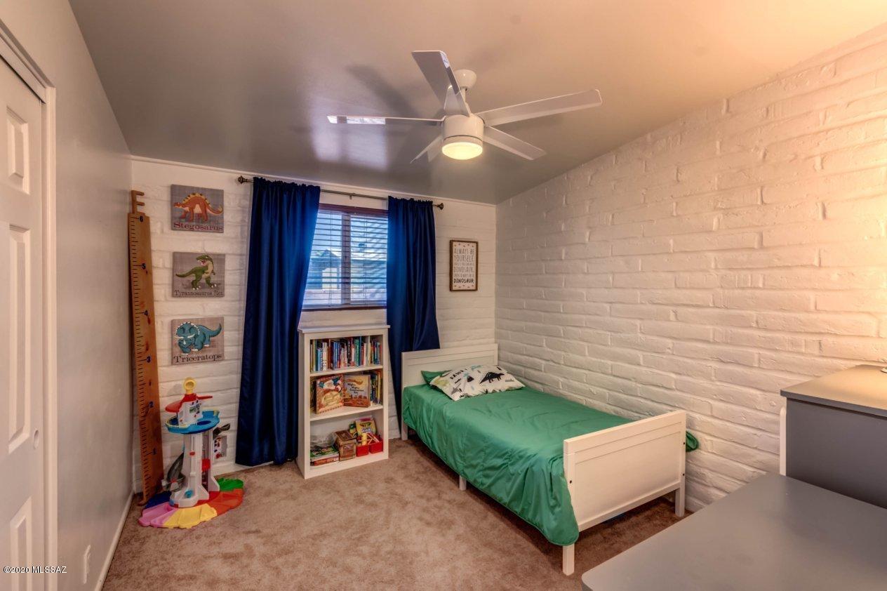 Kingston Knolls Terrace - Residential
