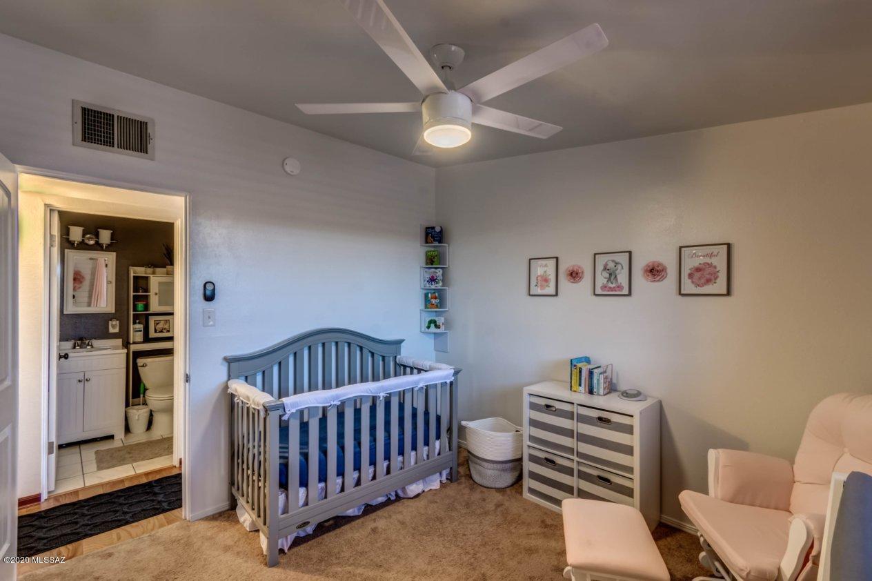 Kingston Knolls Terrace - Residential