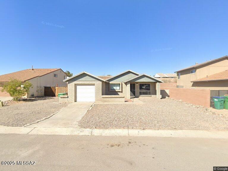 This home is priced to sell quickly!  Great location in a Cul-de-Sac 2 Bedrooms, 1 bath with fully fenced private yard. 1 car garage and slab  to park a small car. The Park is just around the corner. Easy access to I-10, Close to Restaurants, Foothills Mall. Being sold as is, Estate Sale. Bring in your offer!! 
NO SPDS and NO CLUE report provided. Seller has never resided on the property- ESTATE SALE!!!