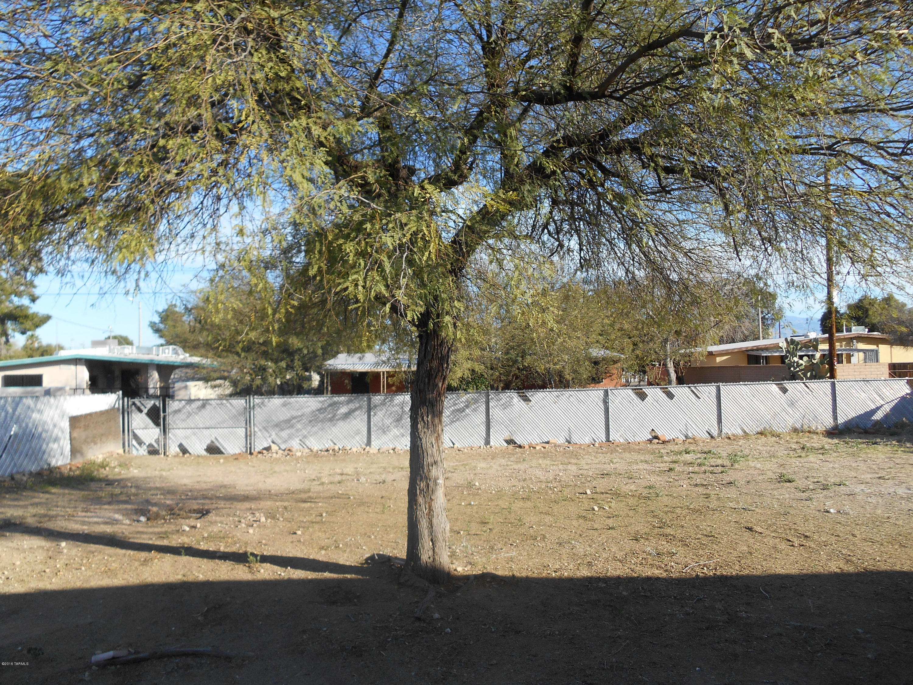 Fiesta Park - Residential