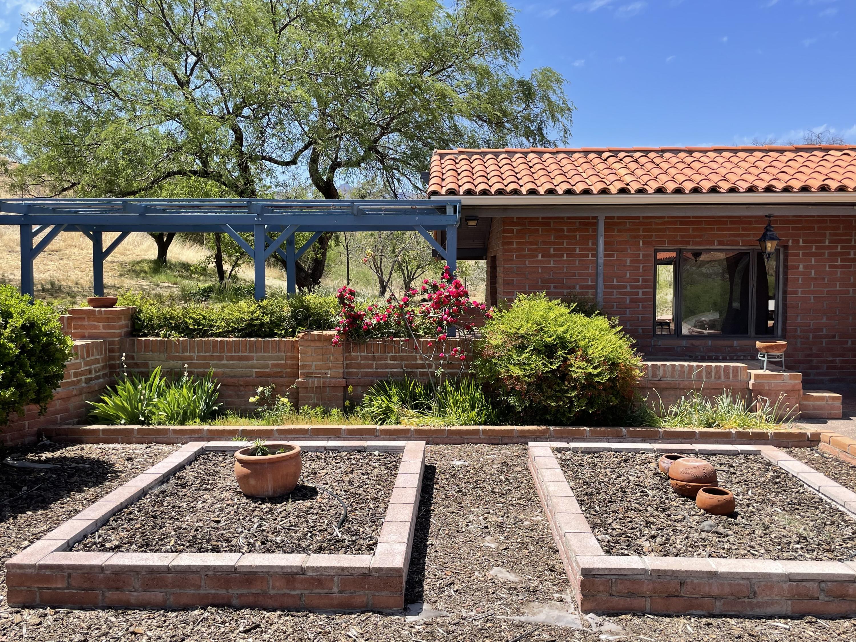 Crown C Ranch - Residential