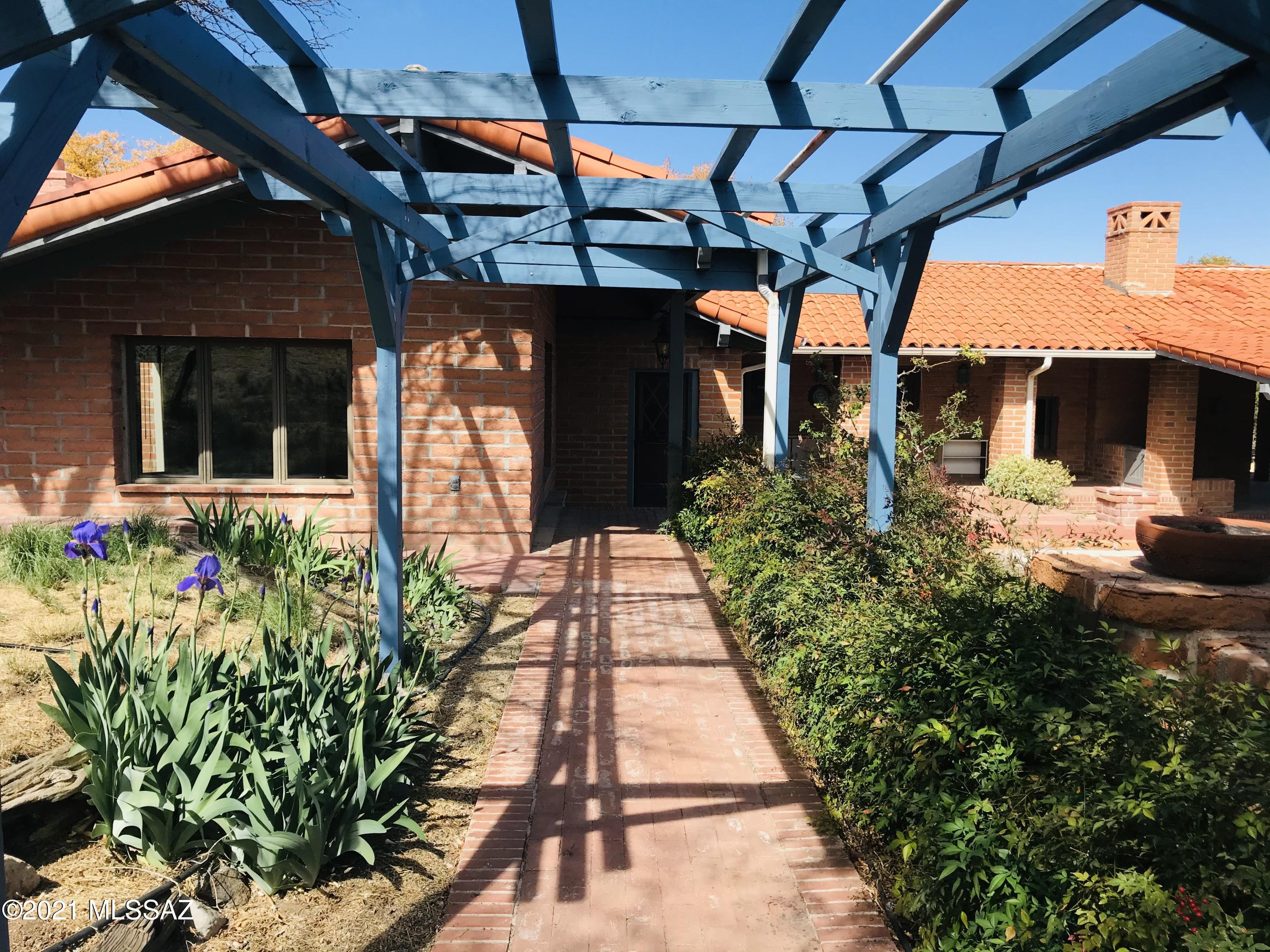 Crown C Ranch - Residential