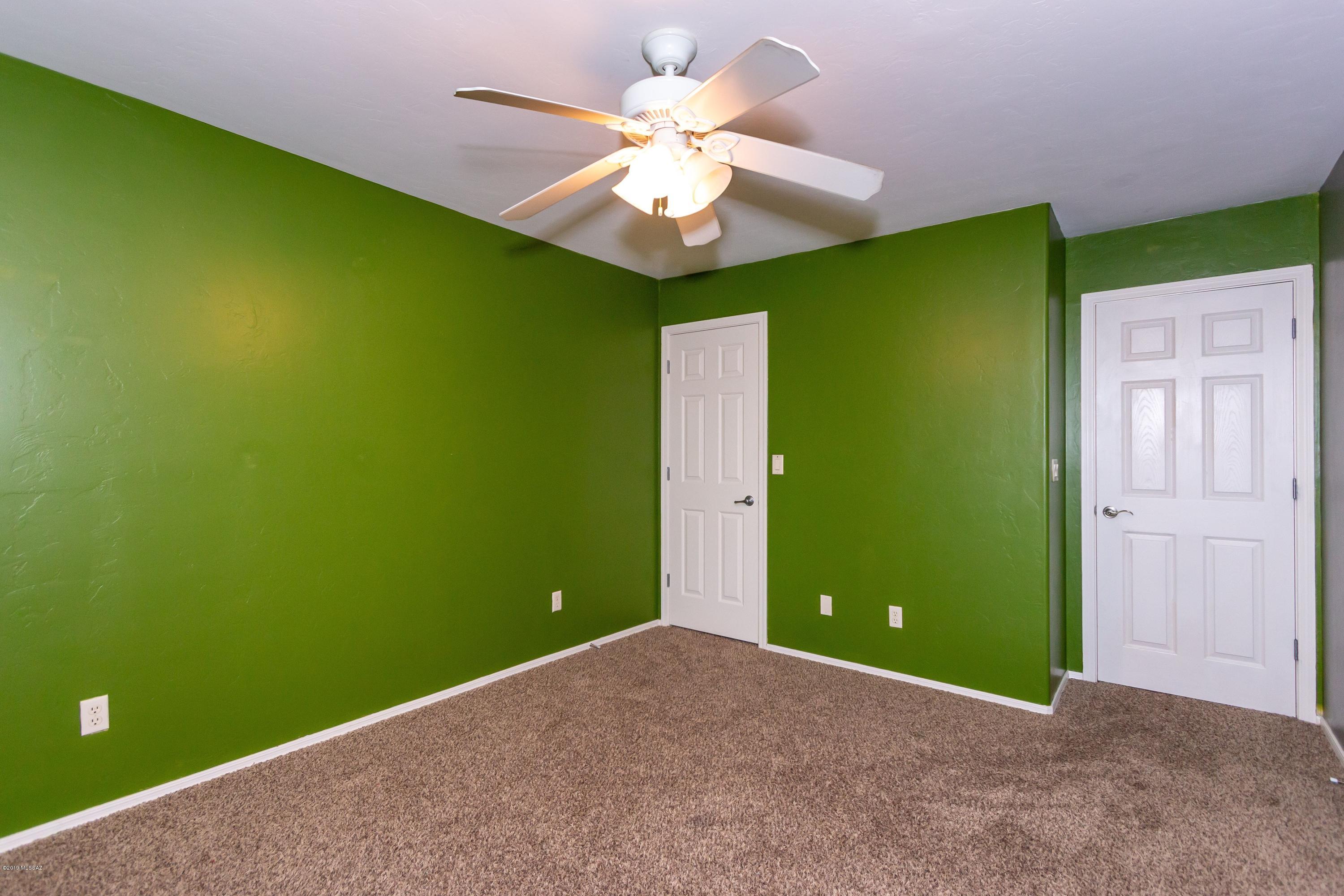 Silverbell Place (1-153) - Residential