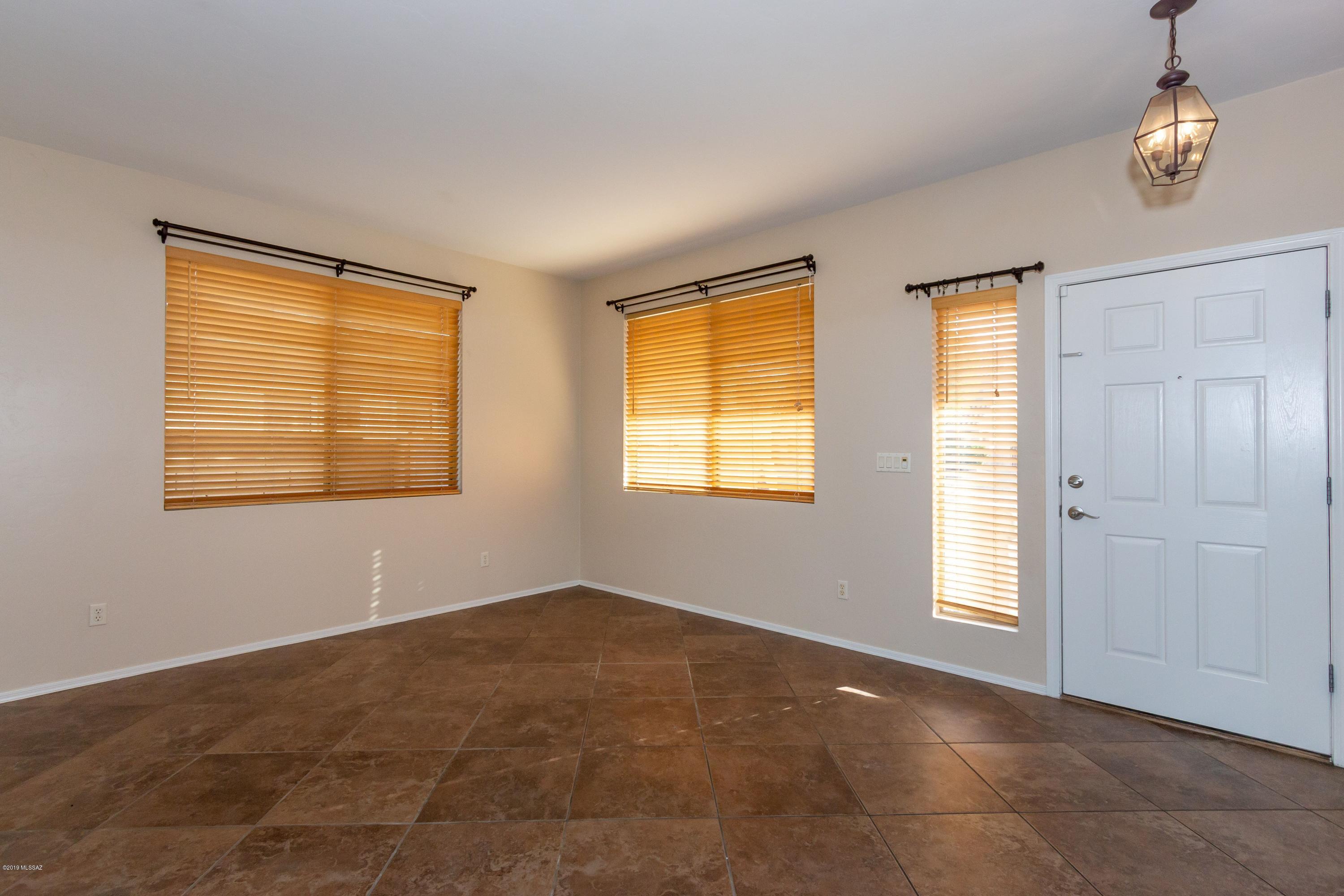 Silverbell Place (1-153) - Residential